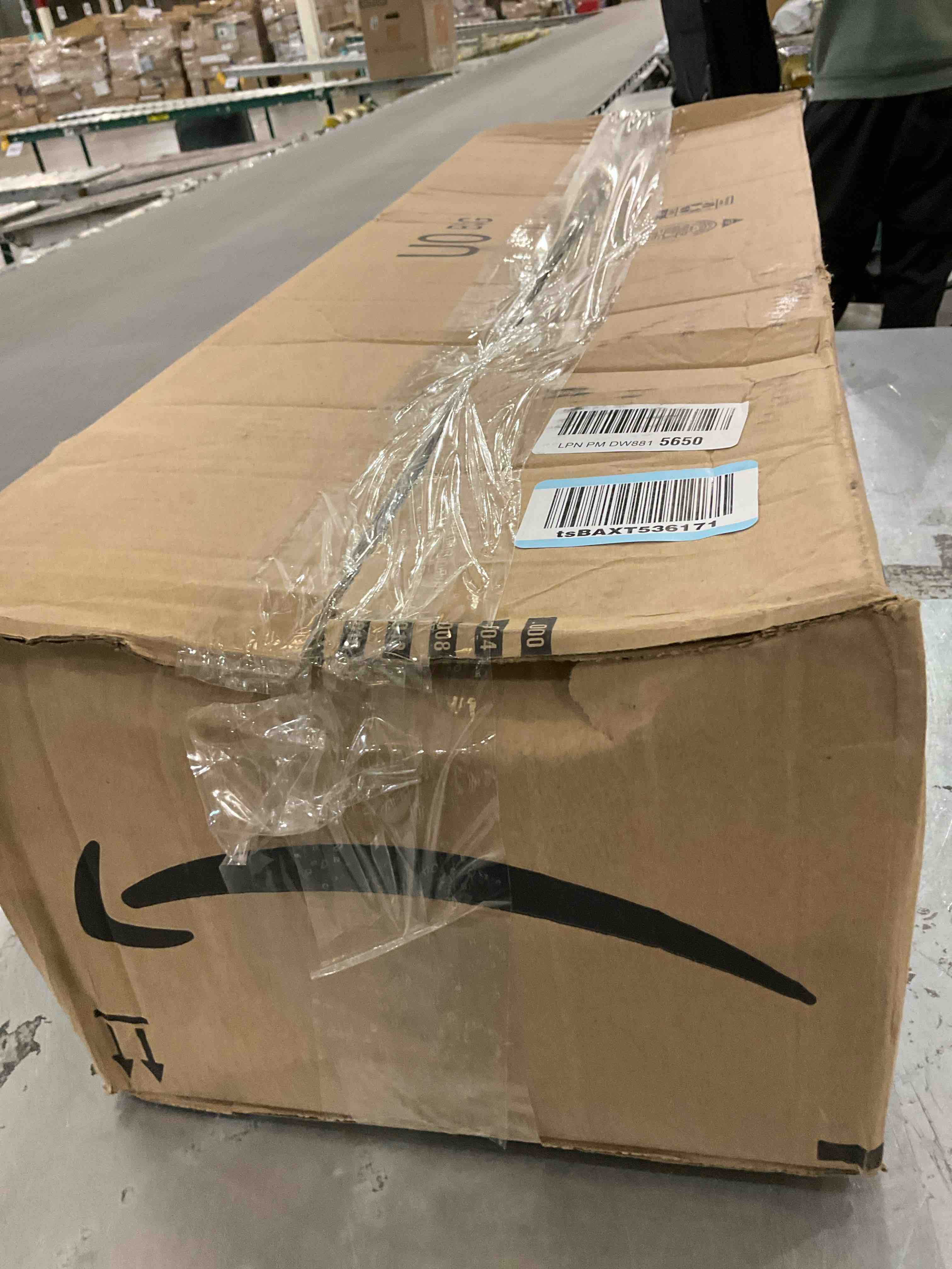 https://s3.amazonaws.com/lotting-images-prod/bidfta/PPE2511441_1747144888494.jpeg