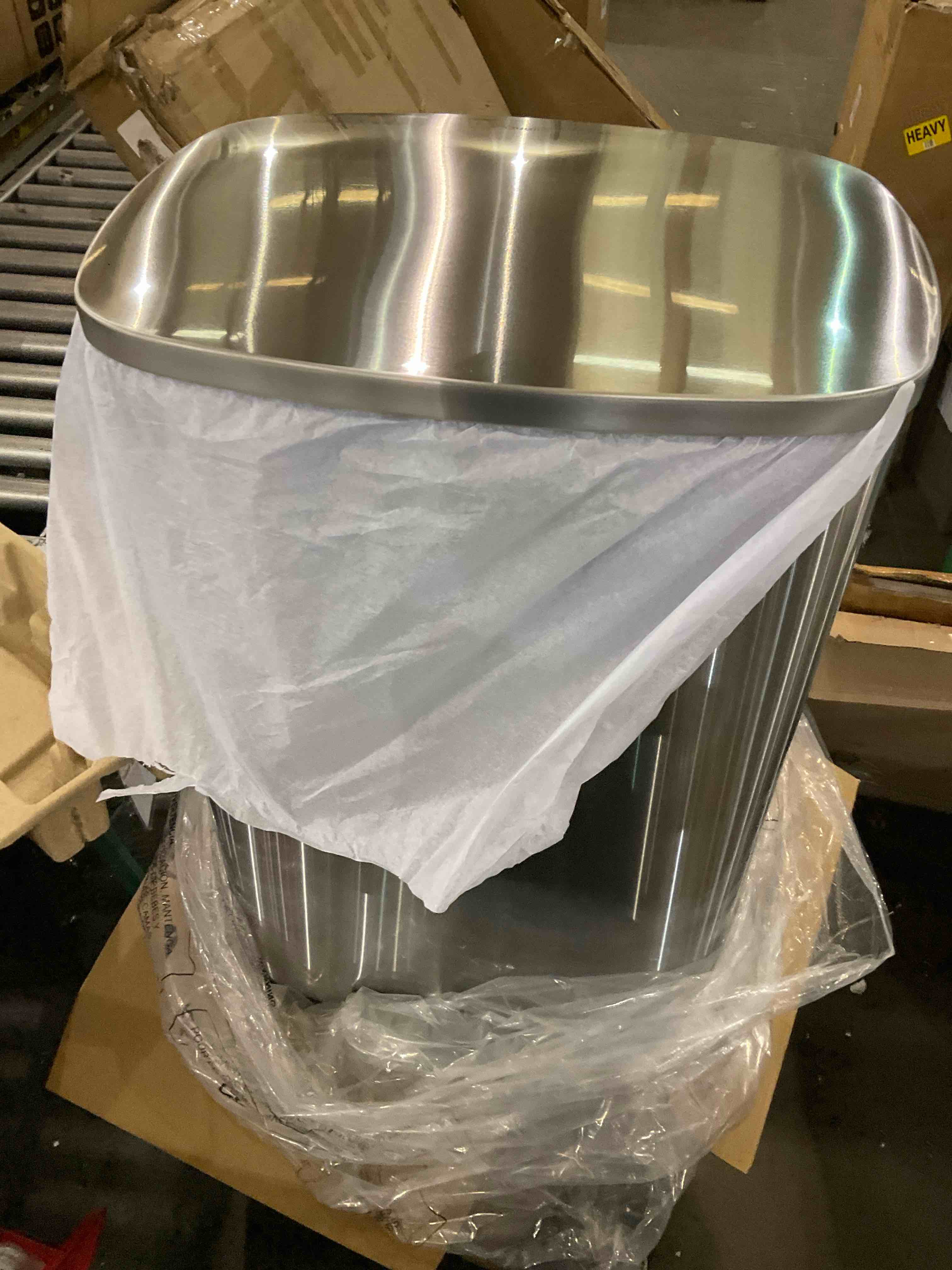 QUALIAZERO 50L/13Gal Heavy Duty Hands-Free Stainless Steel Commercial/Kitchen Step Trash Can, Fingerprint-Resistant Soft Close Lid Trashcan, Rectangle Shape