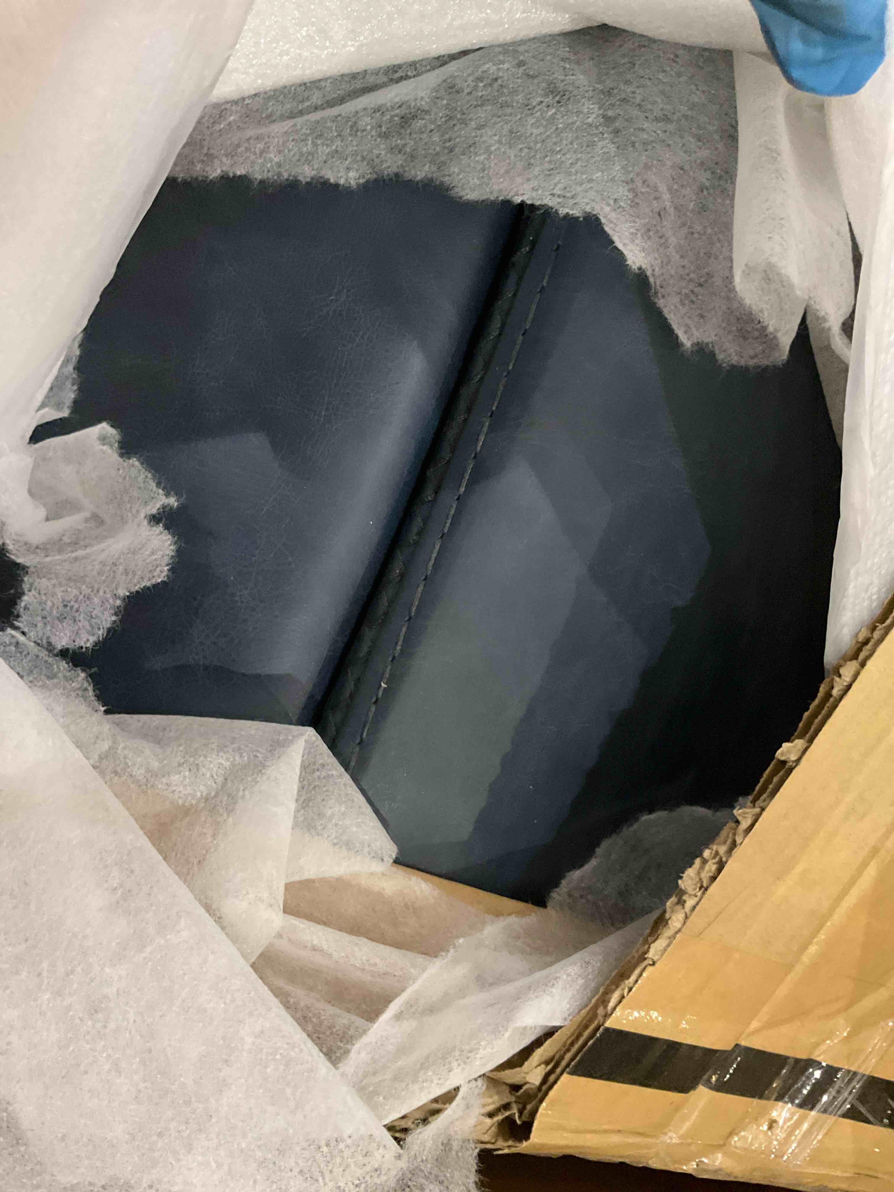 https://s3.amazonaws.com/lotting-images-prod/bidfta/PPE2536029_1751545821709.jpeg