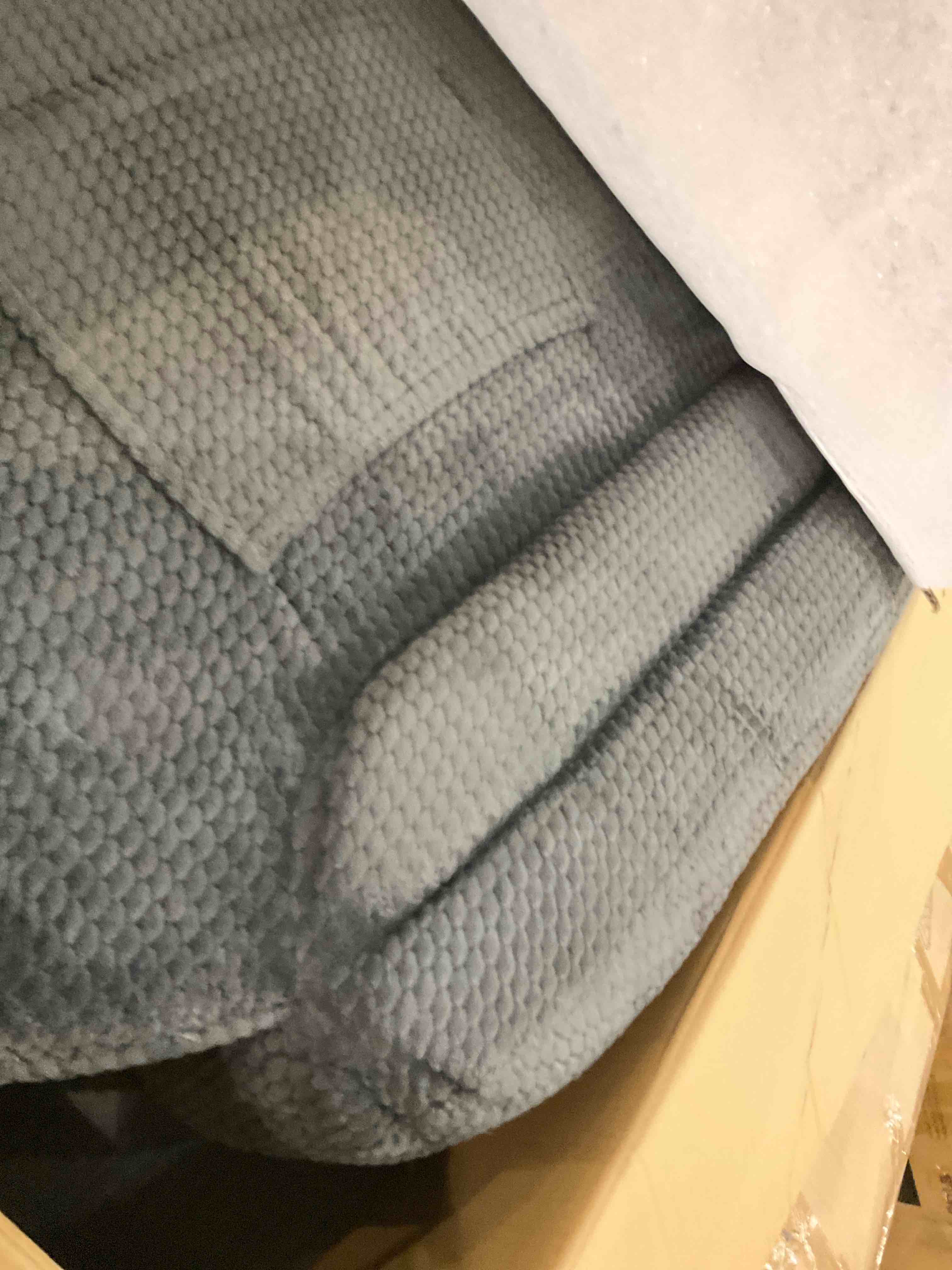https://s3.amazonaws.com/lotting-images-prod/bidfta/PPE2536176_1751887541711.jpeg