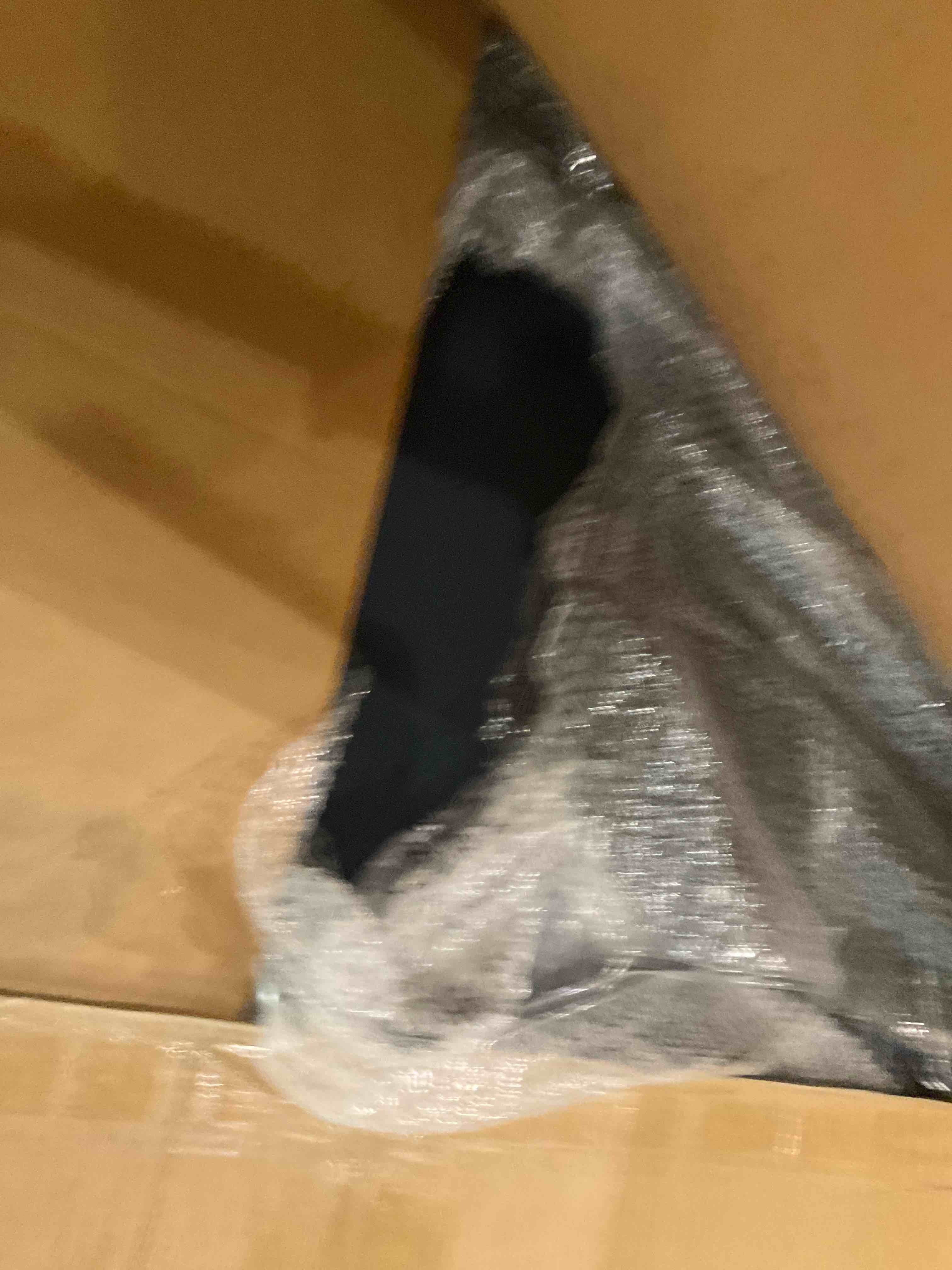 https://s3.amazonaws.com/lotting-images-prod/bidfta/PPE2536383_1751974182592.jpeg
