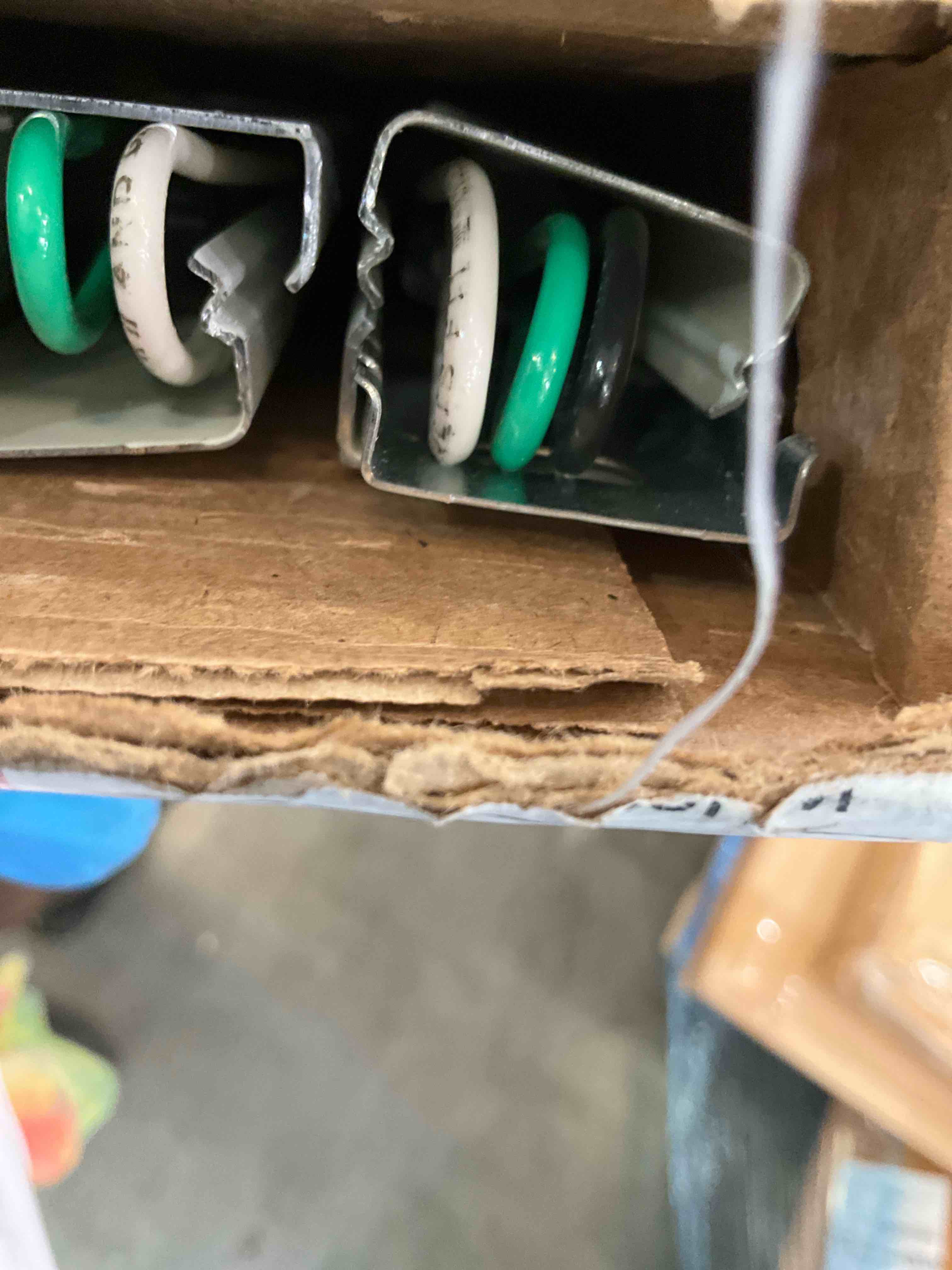 https://s3.amazonaws.com/lotting-images-prod/bidfta/PPE2536511_1751988479515.jpeg