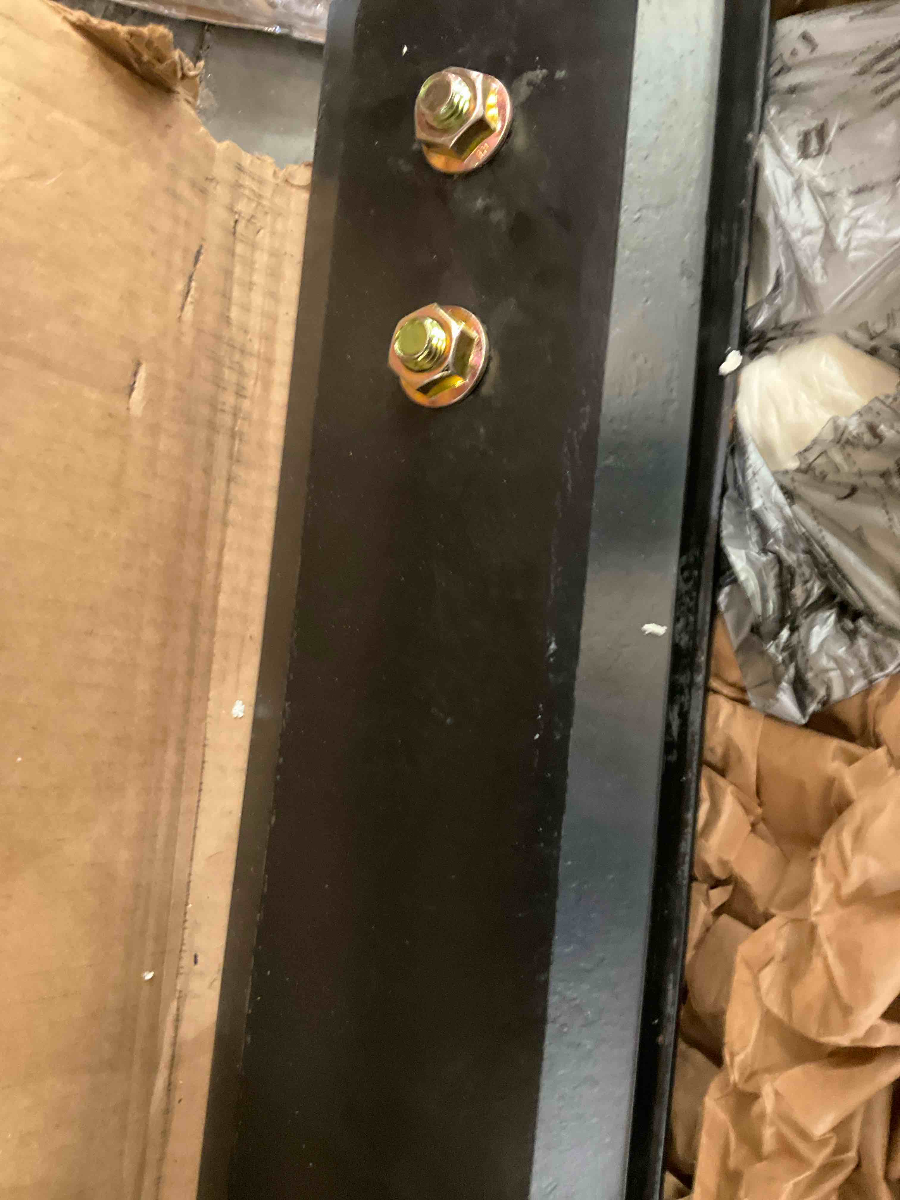 https://s3.amazonaws.com/lotting-images-prod/bidfta/PPE2536539_1751993575556.jpeg
