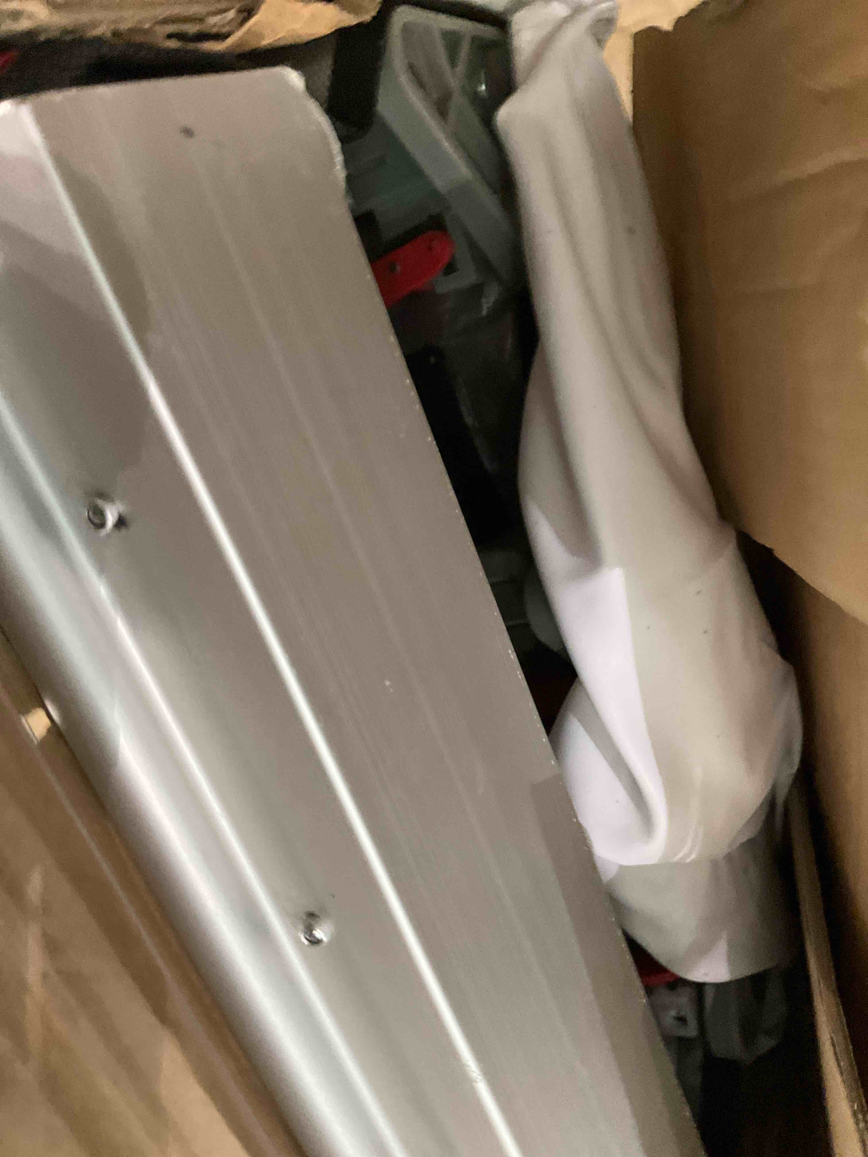 https://s3.amazonaws.com/lotting-images-prod/bidfta/PPE2536600_1752001617562.jpeg