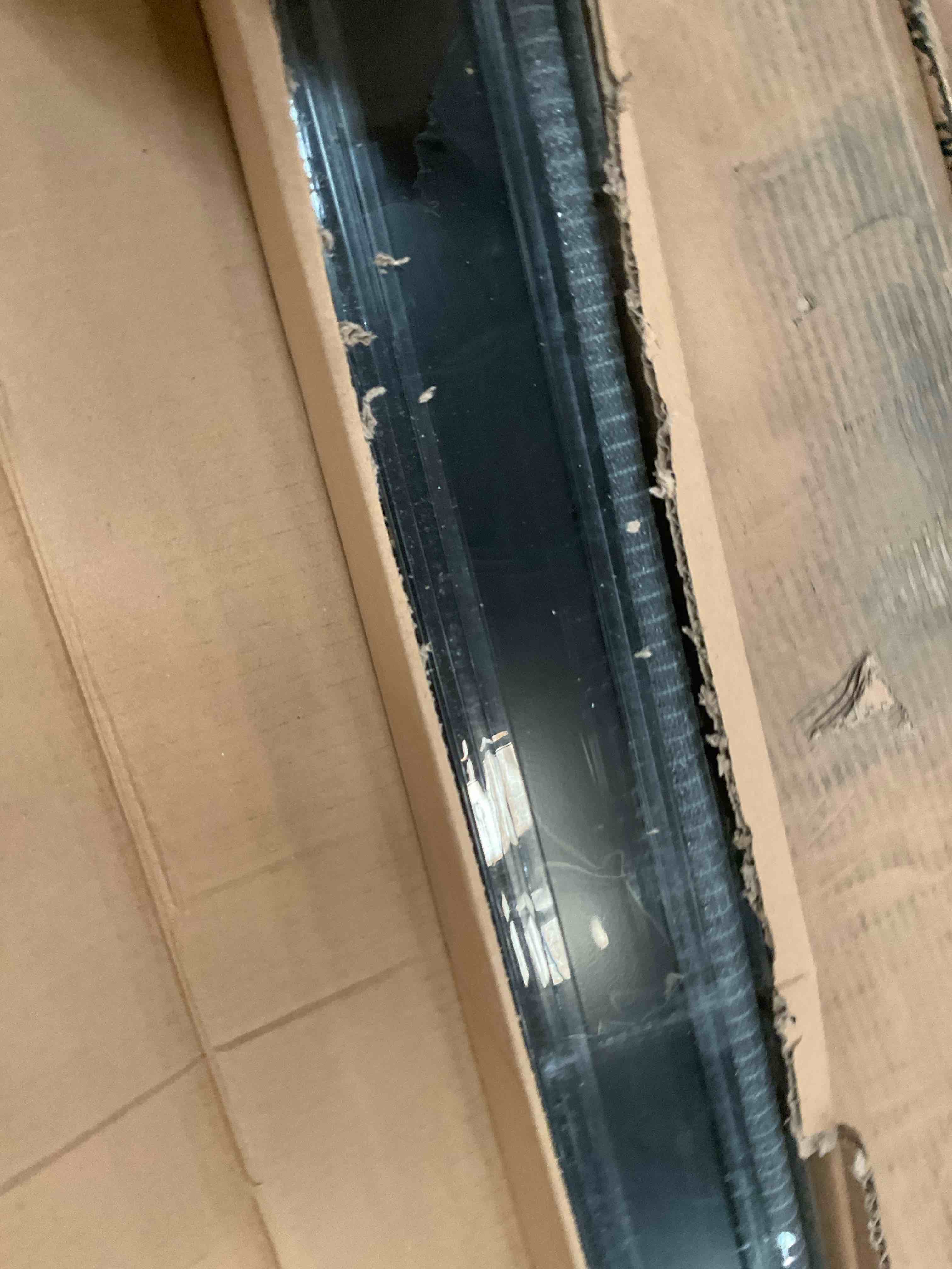 https://s3.amazonaws.com/lotting-images-prod/bidfta/PPE2536601_1752001575004.jpeg