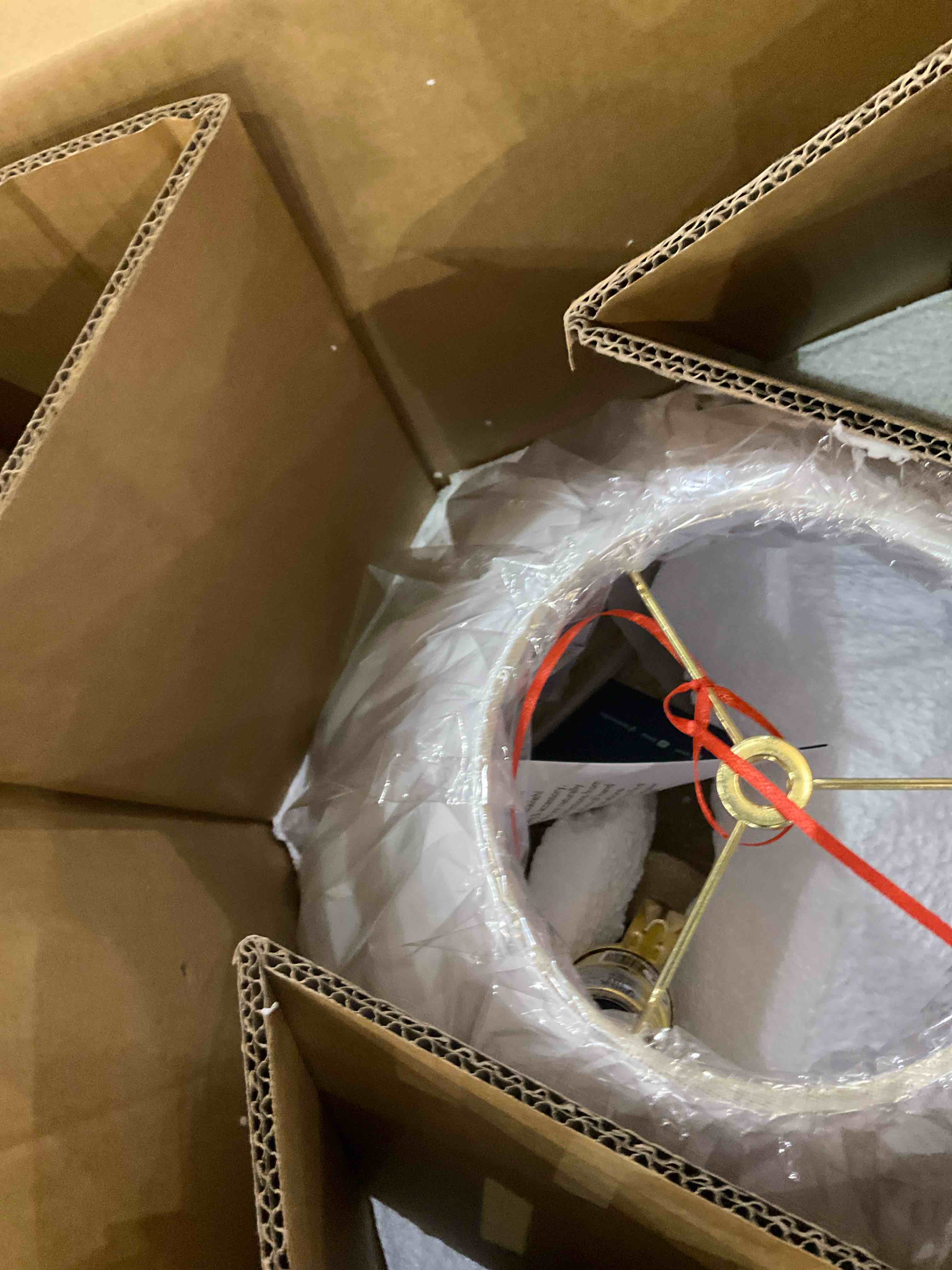 https://s3.amazonaws.com/lotting-images-prod/bidfta/PPE2536652_1752063083623.jpeg