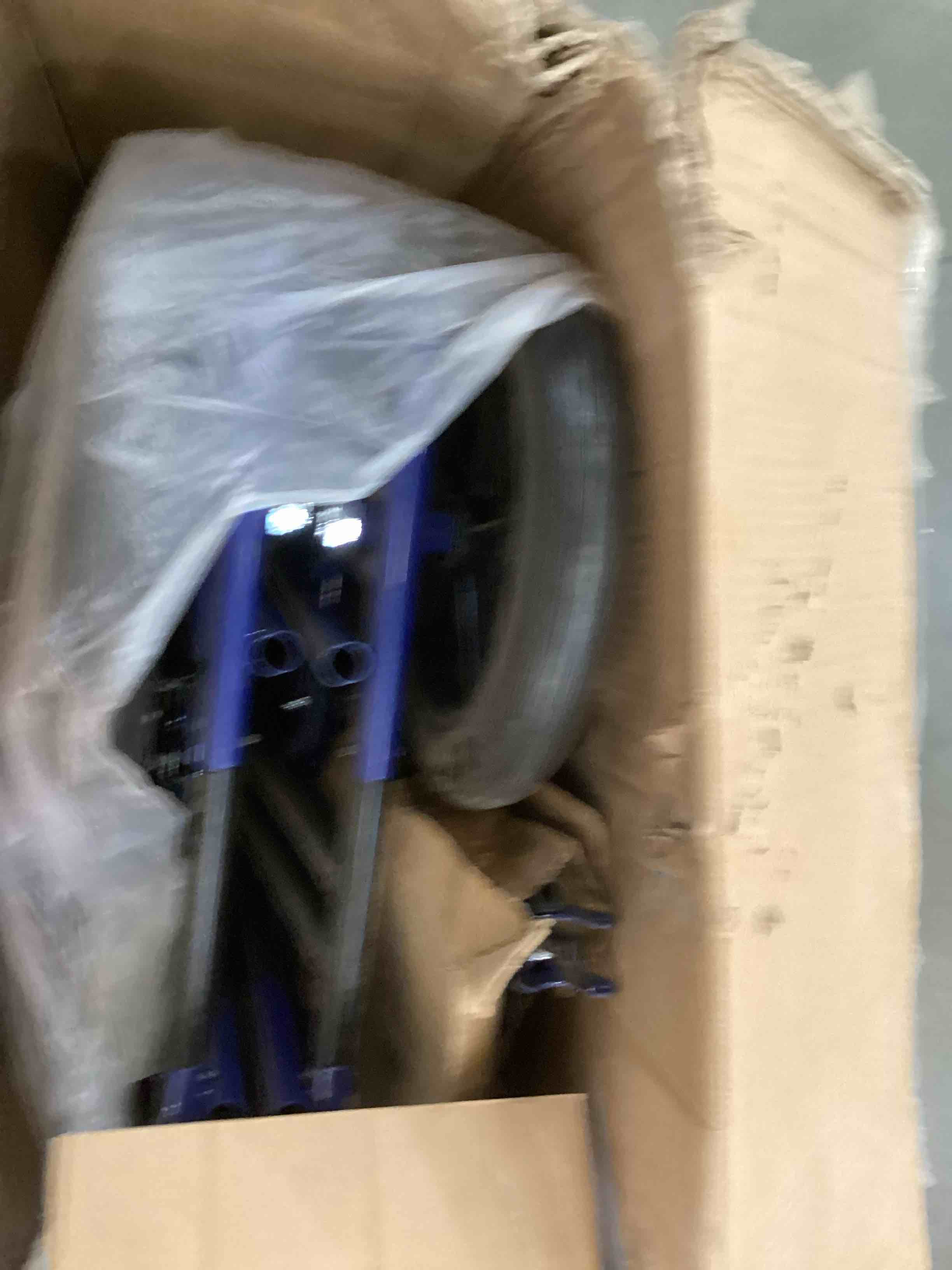 https://s3.amazonaws.com/lotting-images-prod/bidfta/PPE2536758_1752080981989.jpeg