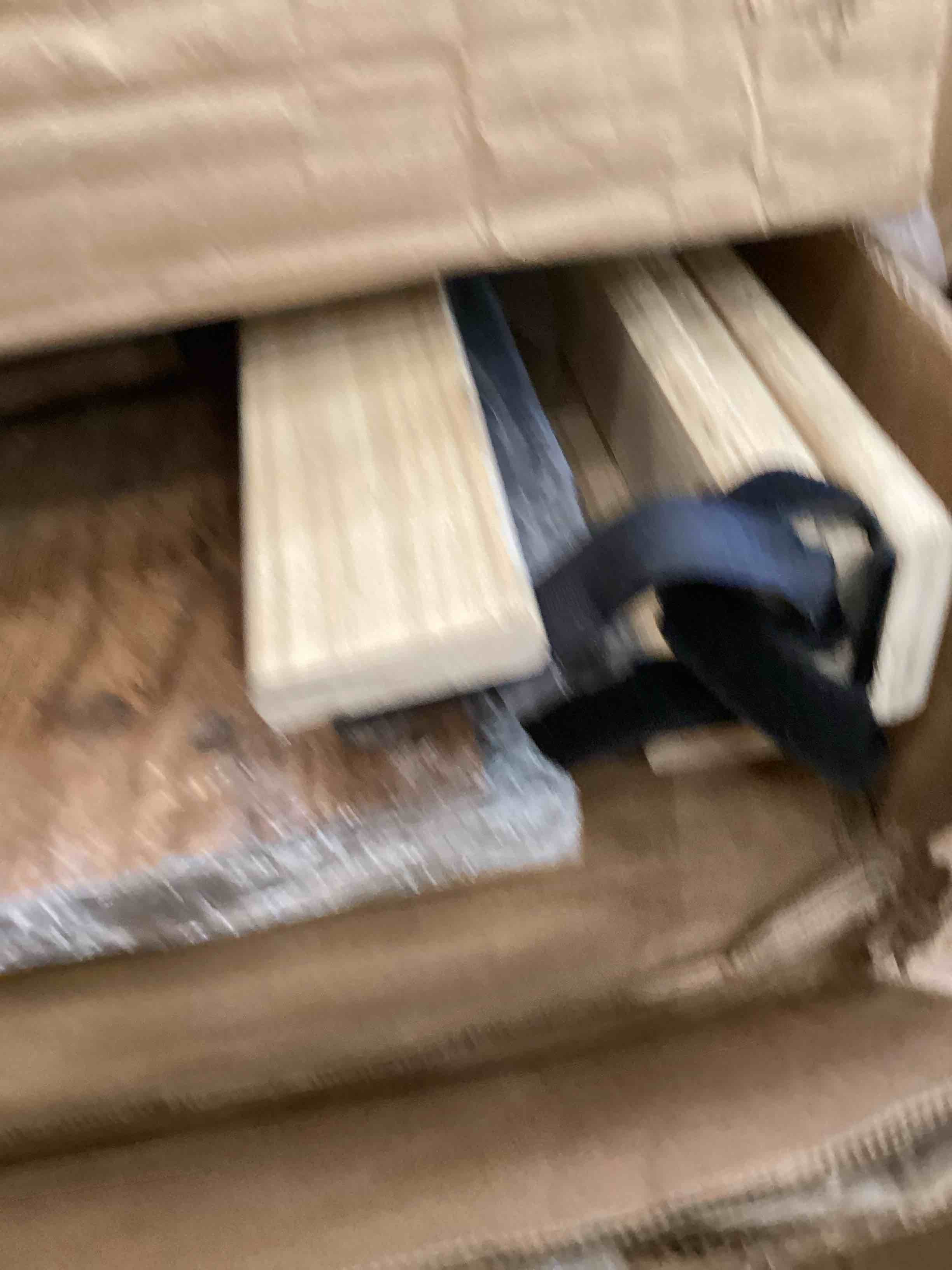 https://s3.amazonaws.com/lotting-images-prod/bidfta/PPE2536841_1752088614123.jpeg