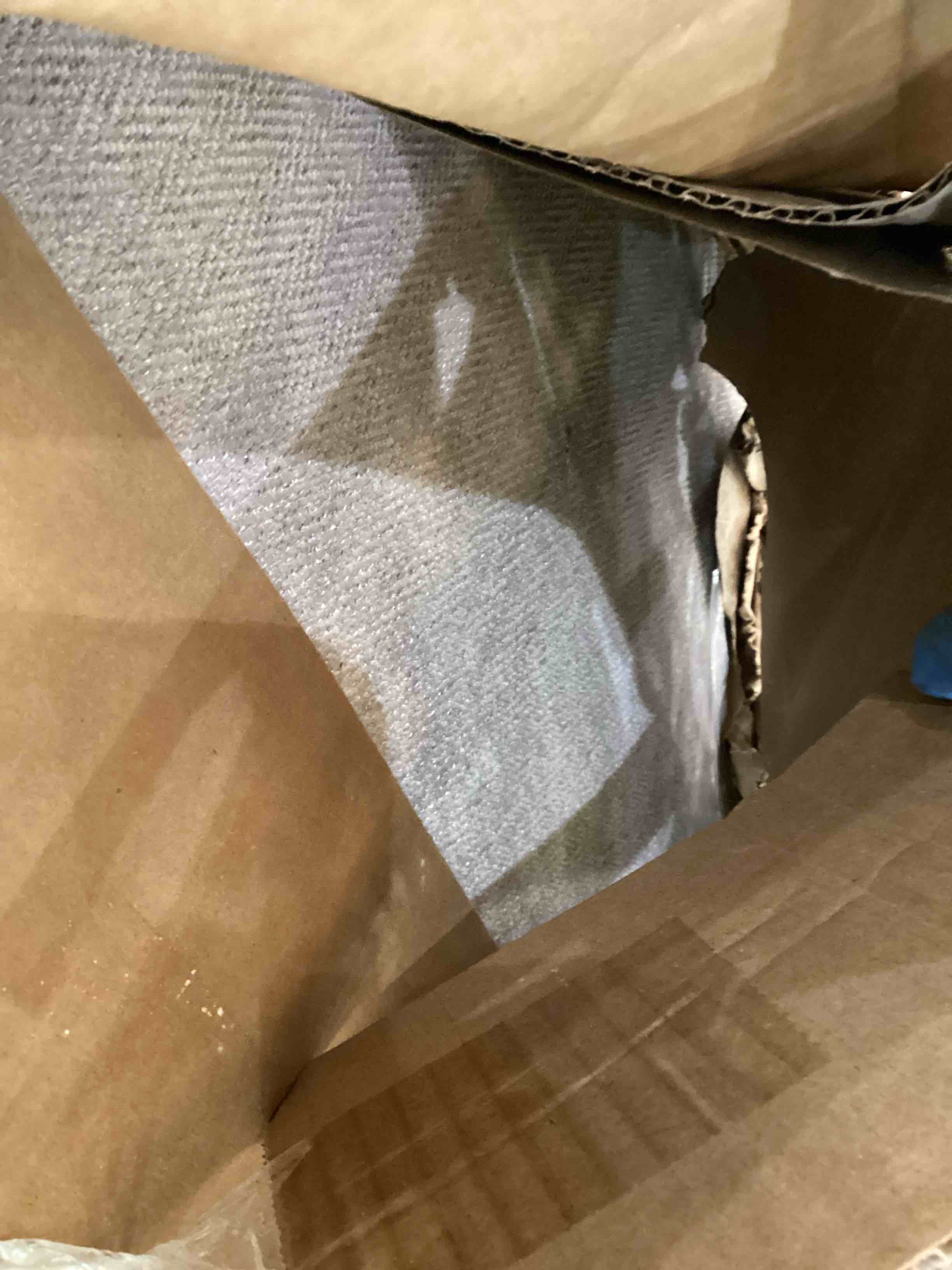 https://s3.amazonaws.com/lotting-images-prod/bidfta/PPE2536912_1752155816687.jpeg