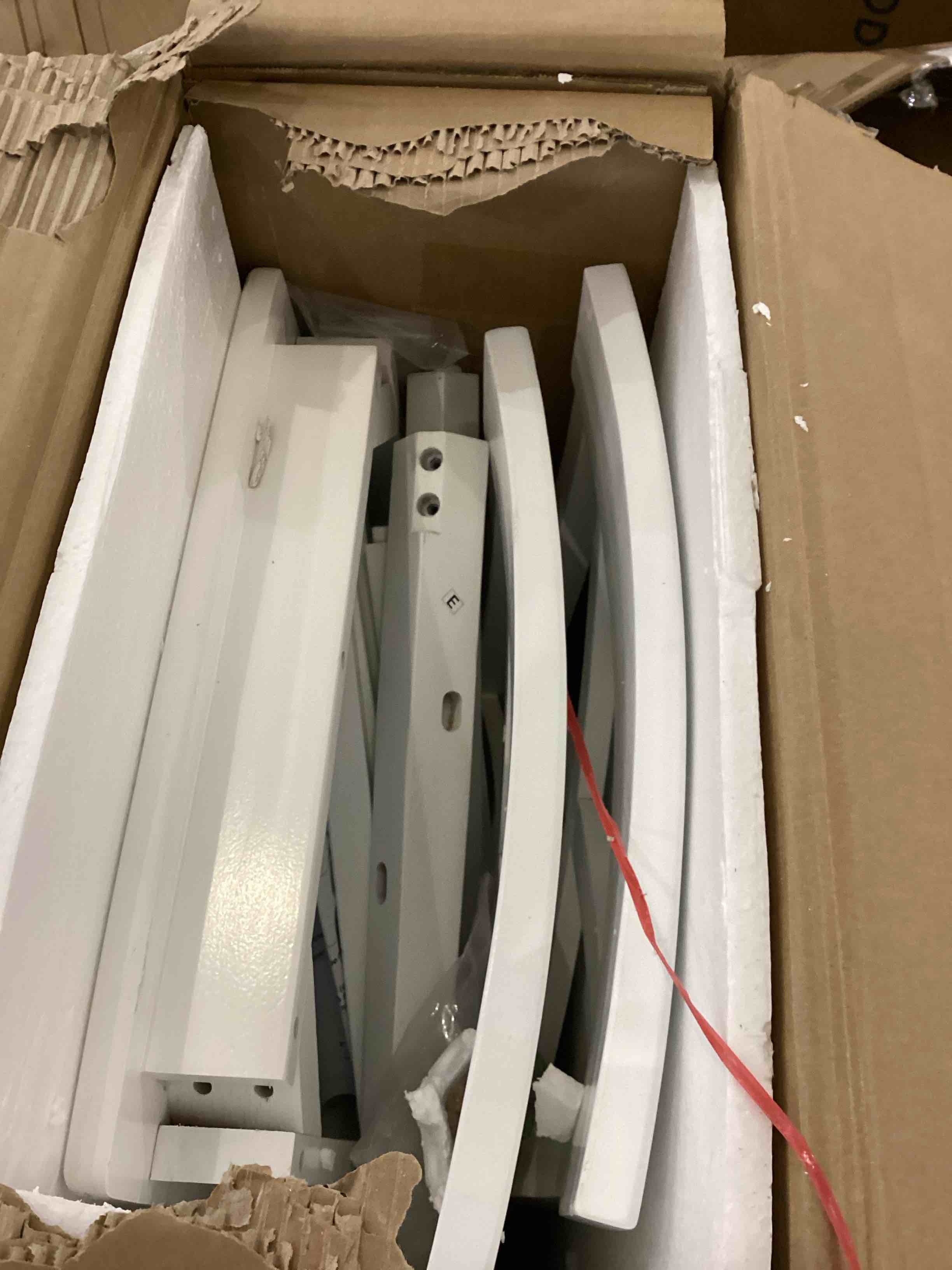 https://s3.amazonaws.com/lotting-images-prod/bidfta/PPE2536973_1752167960998.jpeg
