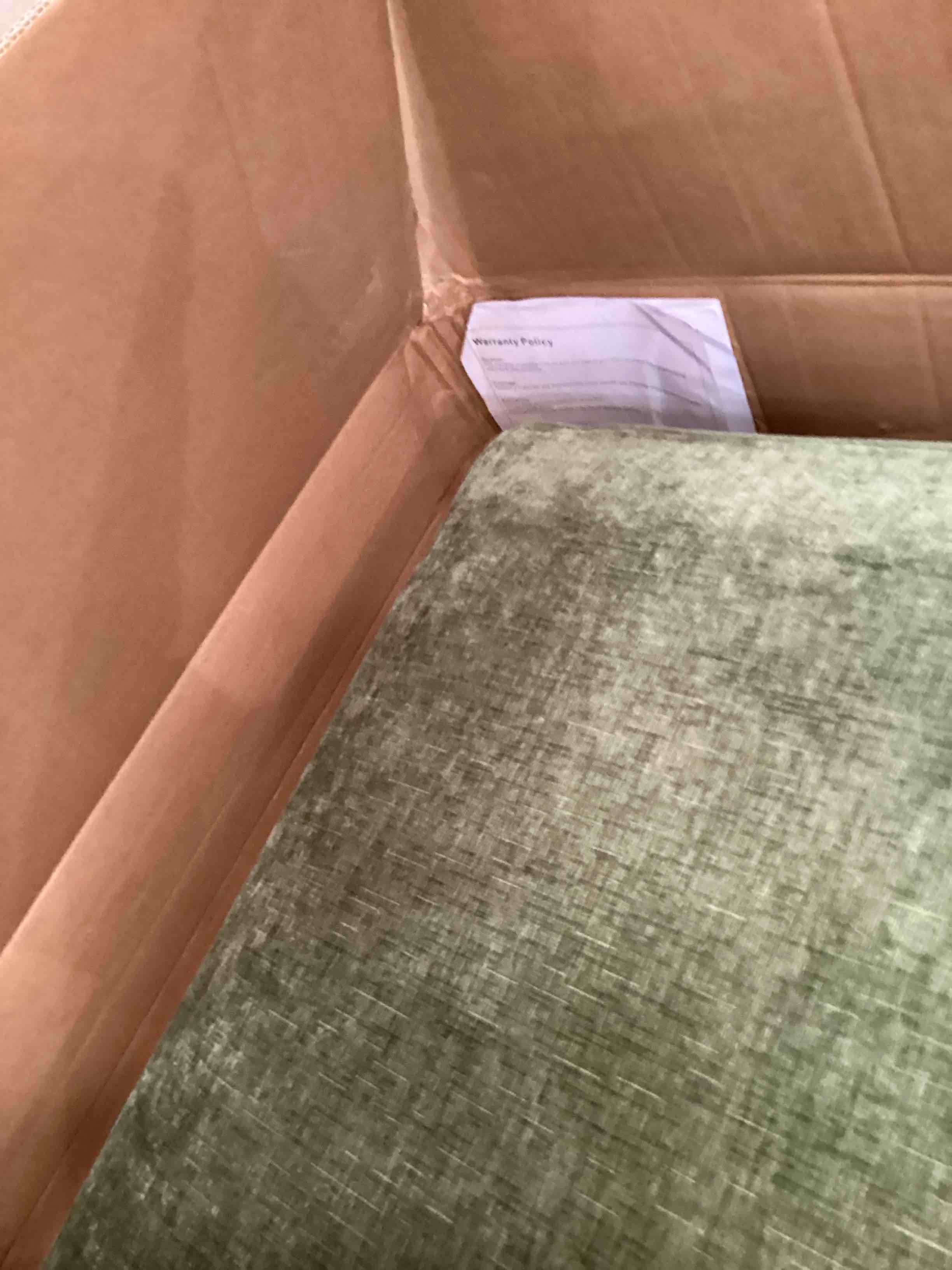https://s3.amazonaws.com/lotting-images-prod/bidfta/PPE2537161_1752245825956.jpeg