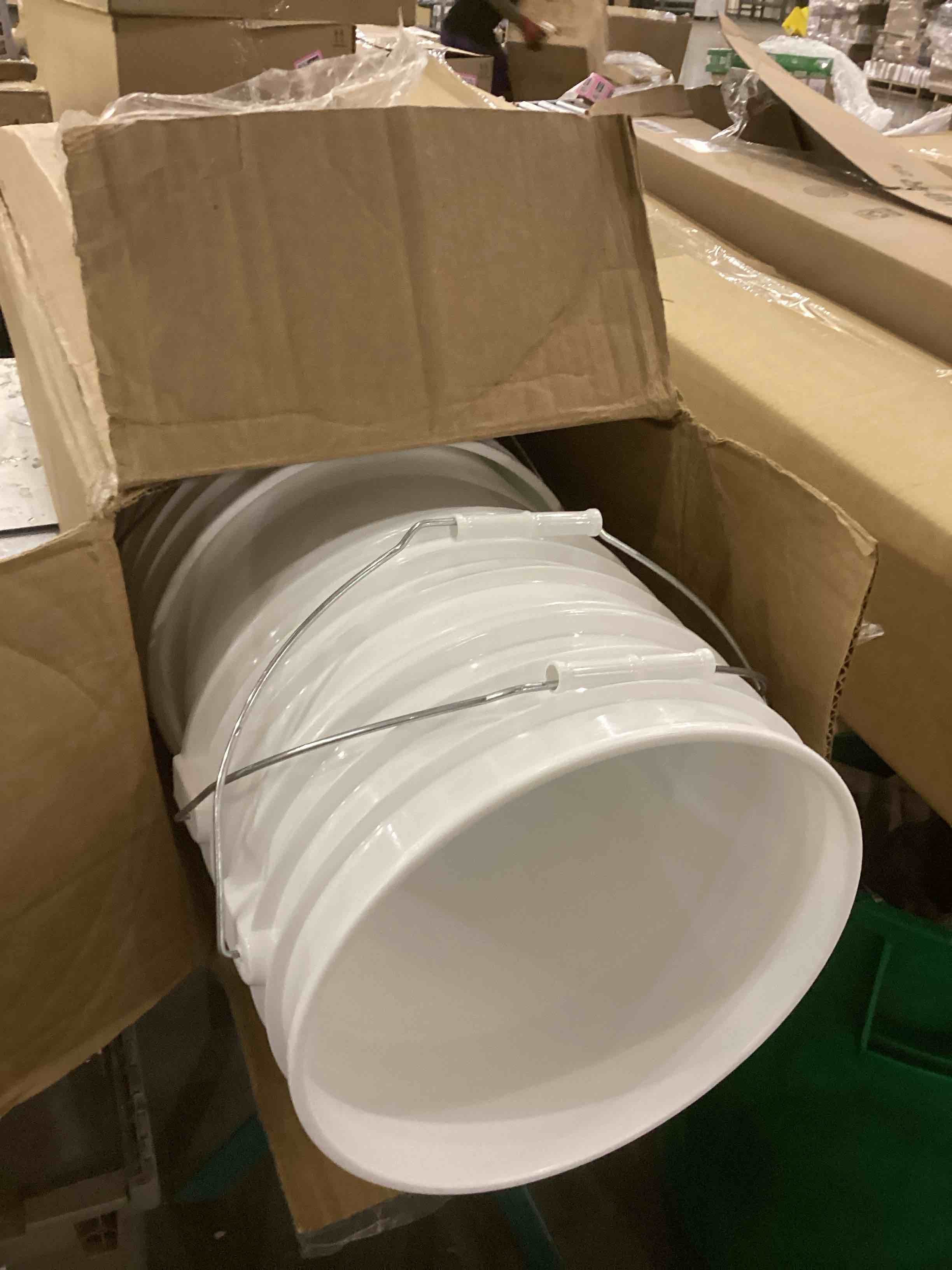 https://s3.amazonaws.com/lotting-images-prod/bidfta/PPE2537612_1752666130505.jpeg