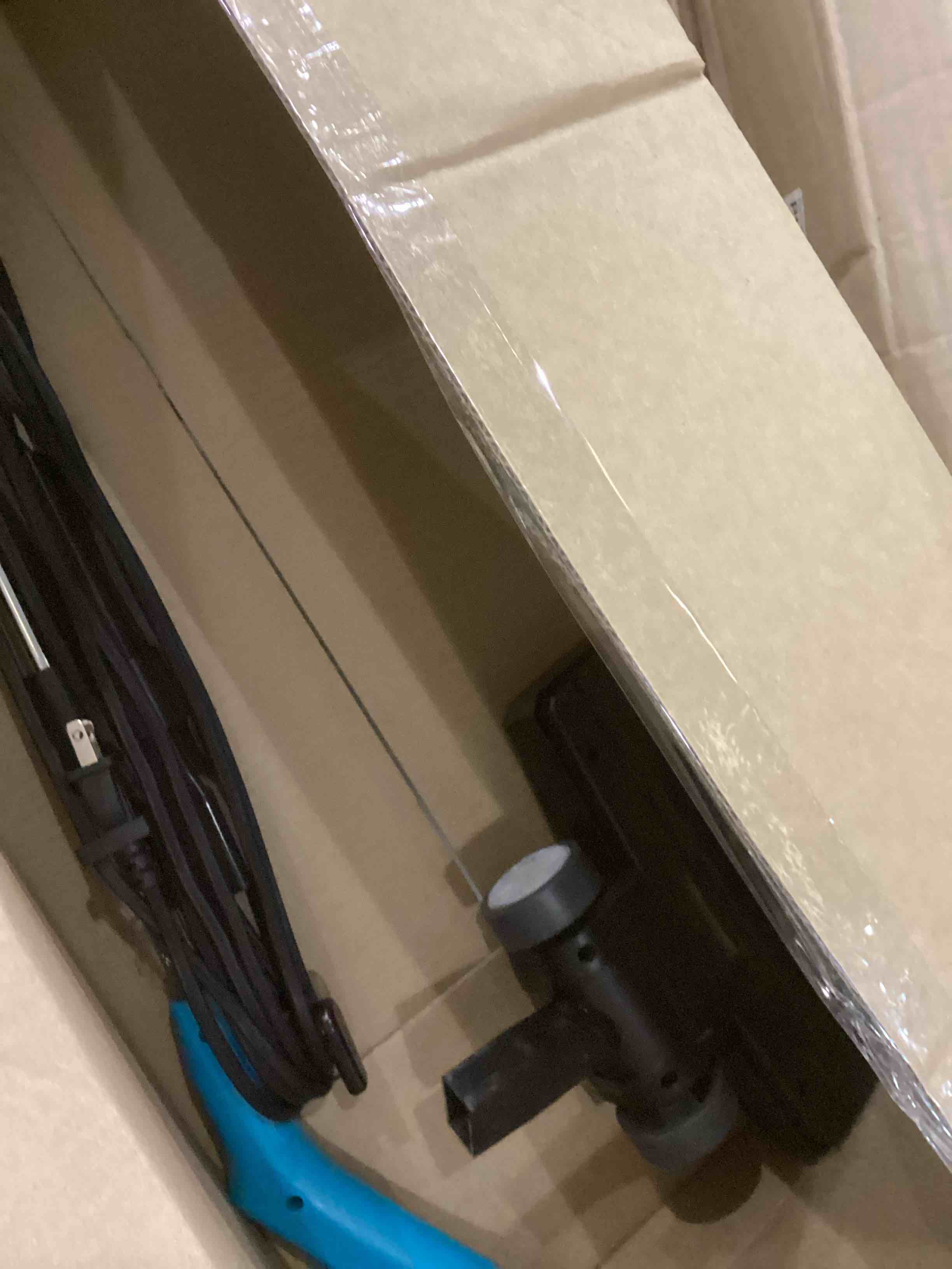 https://s3.amazonaws.com/lotting-images-prod/bidfta/PPE2537617_1752666998317.jpeg