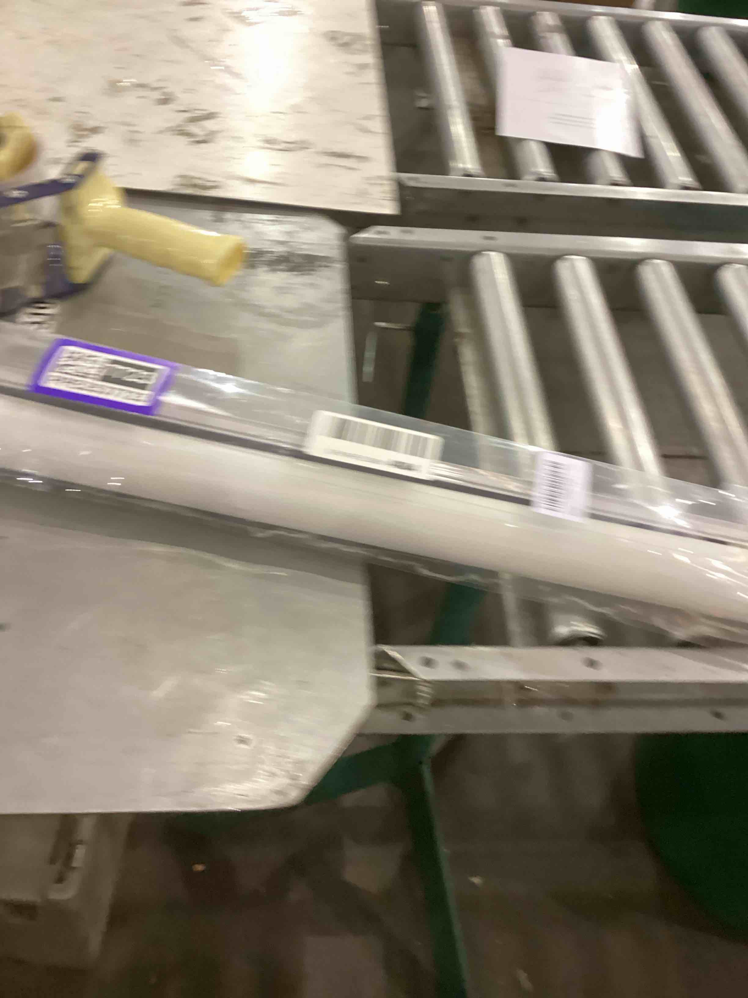 https://s3.amazonaws.com/lotting-images-prod/bidfta/PPE2537723_1752687370235.jpeg