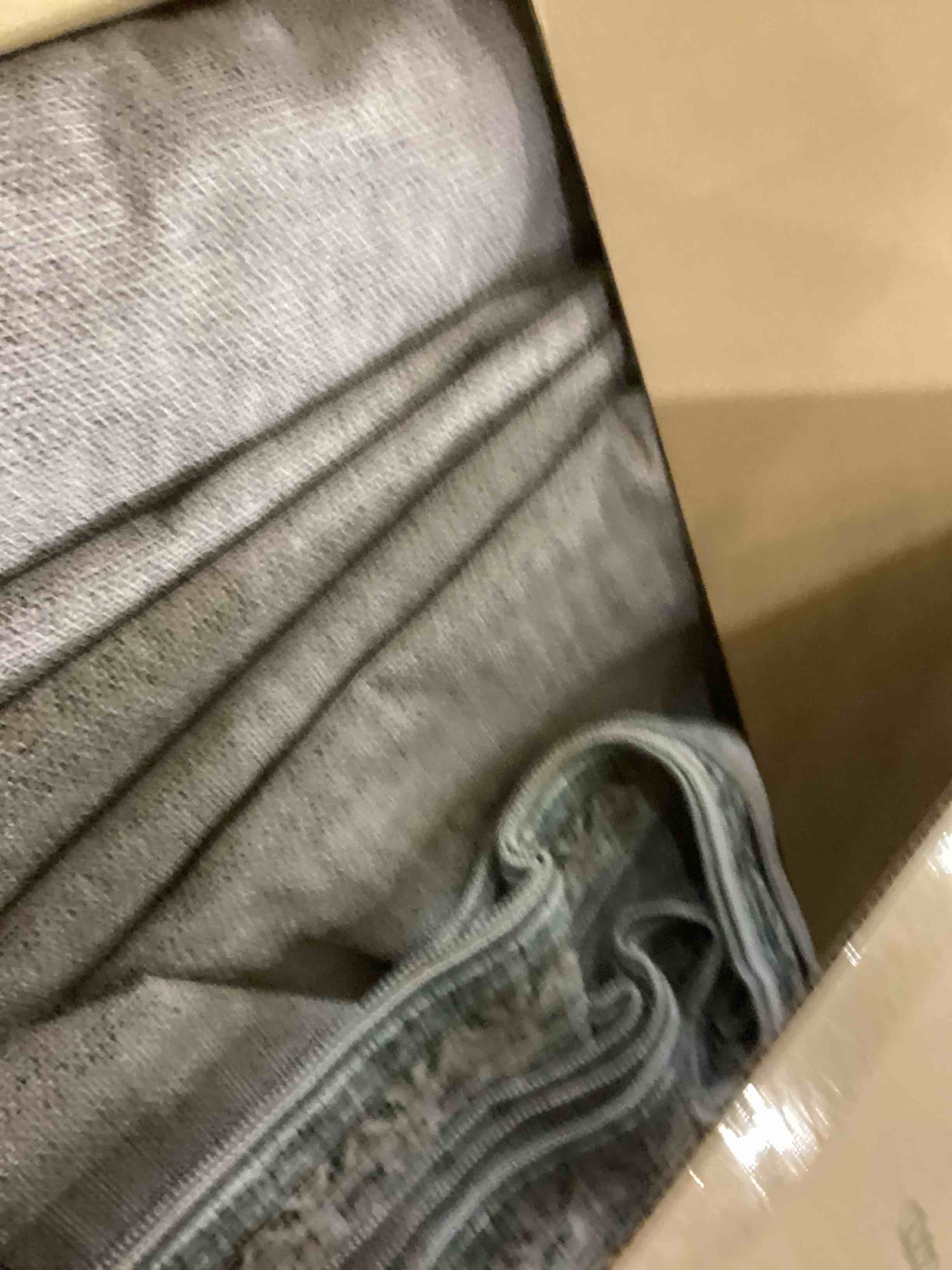 https://s3.amazonaws.com/lotting-images-prod/bidfta/PPE2537964_1752771292199.jpeg