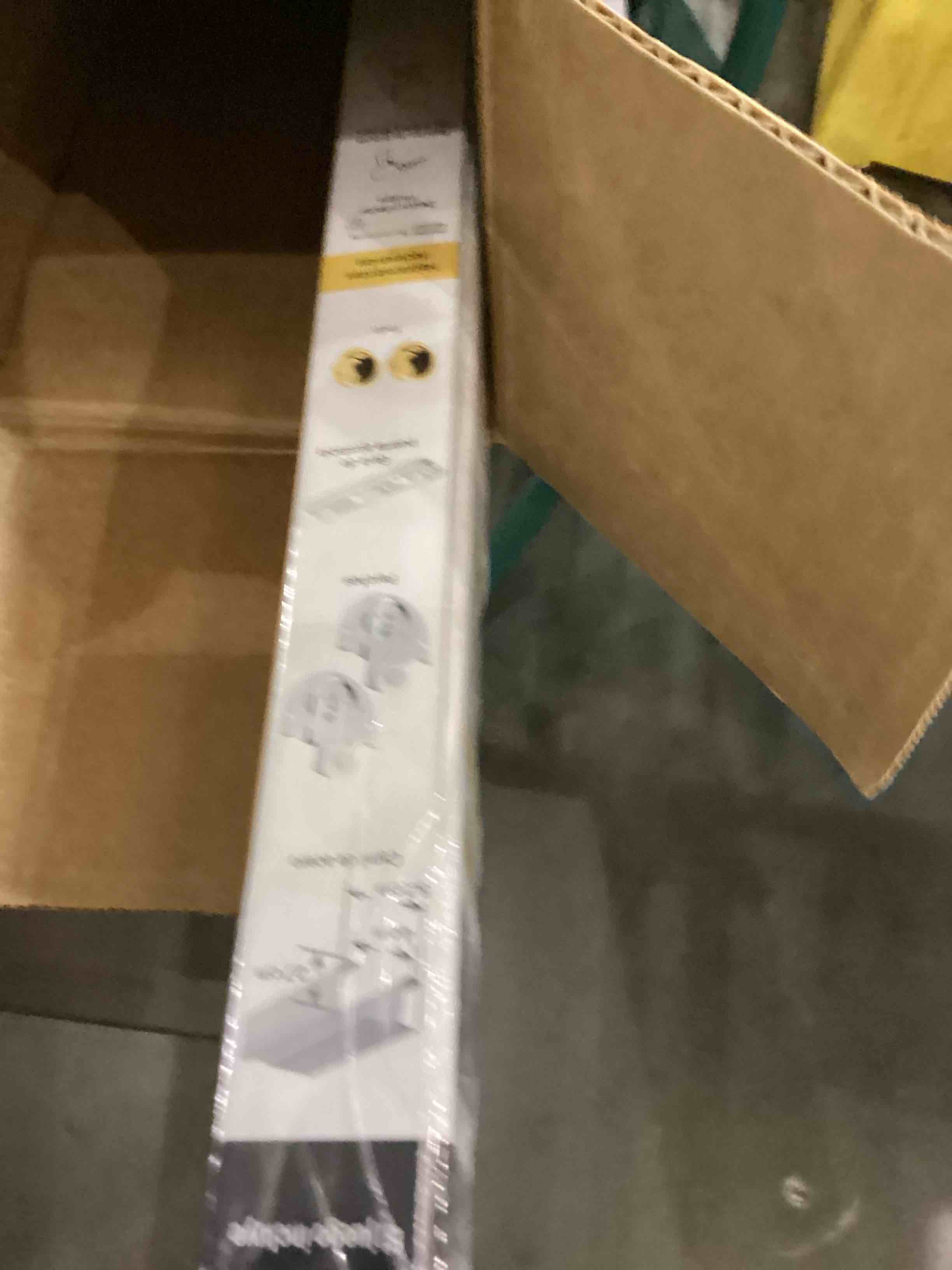 https://s3.amazonaws.com/lotting-images-prod/bidfta/PPE2538049_1752763910606.jpeg