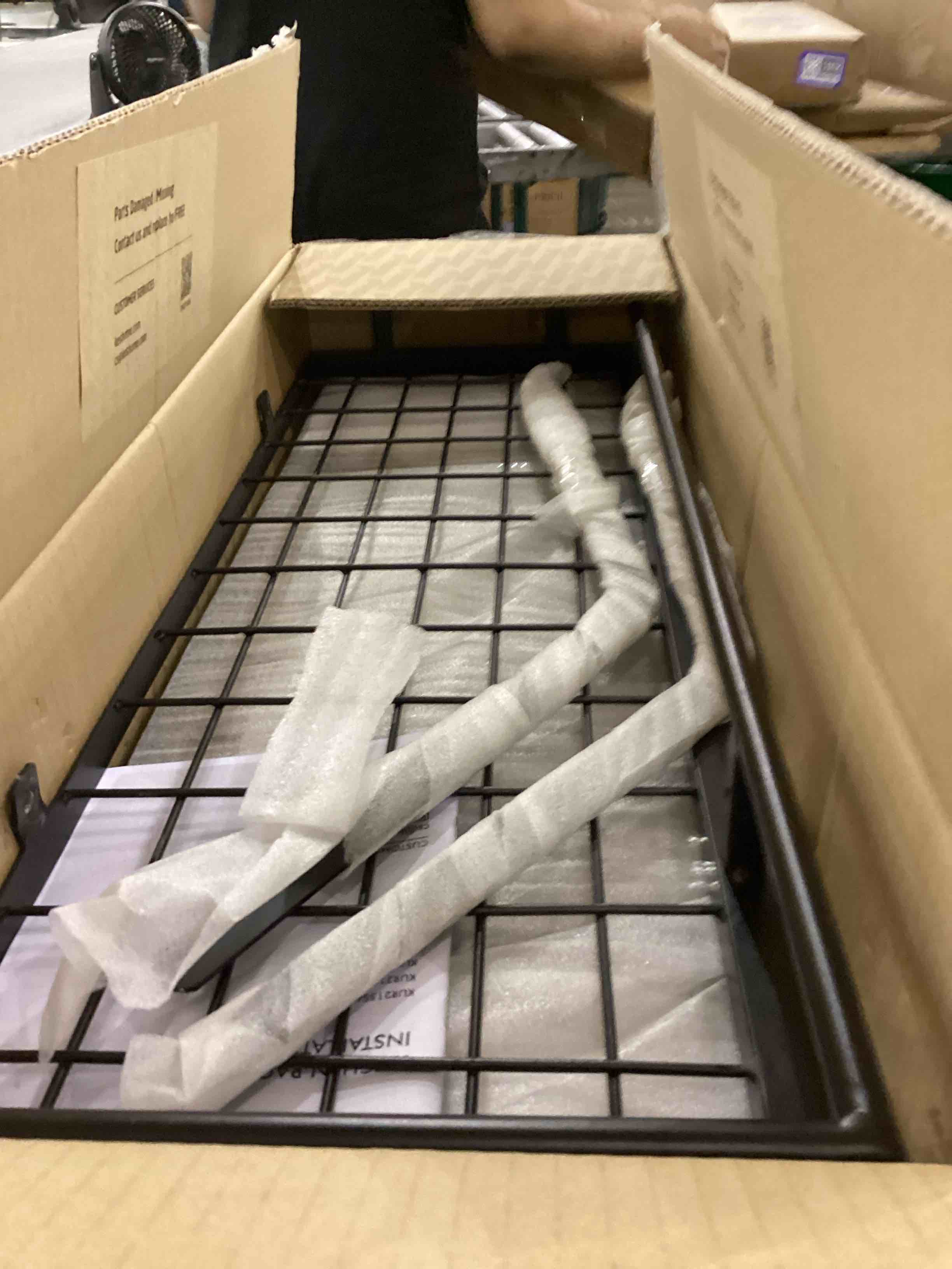 https://s3.amazonaws.com/lotting-images-prod/bidfta/PPE2538237_1752839950517.jpeg
