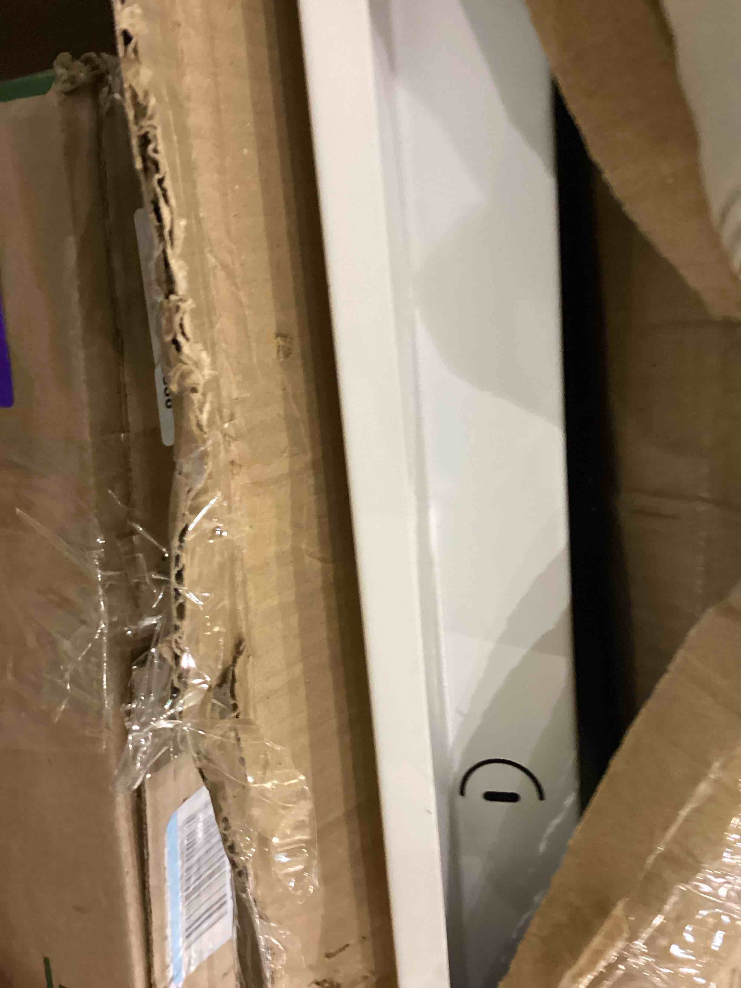 https://s3.amazonaws.com/lotting-images-prod/bidfta/PPE2538290_1752842219337.jpeg