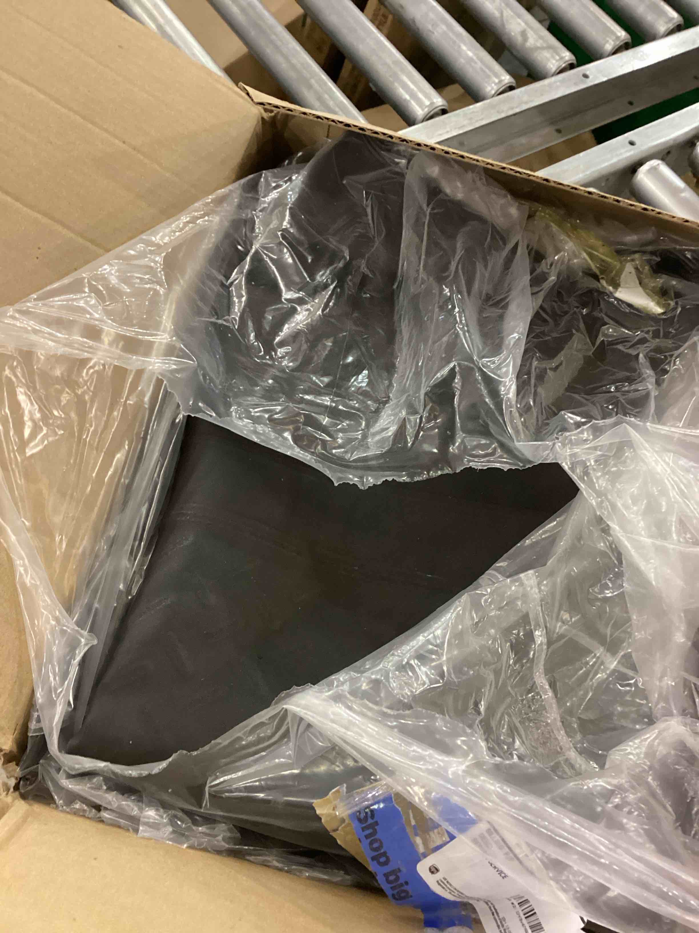 https://s3.amazonaws.com/lotting-images-prod/bidfta/PPE2538457_1752847538347.jpeg