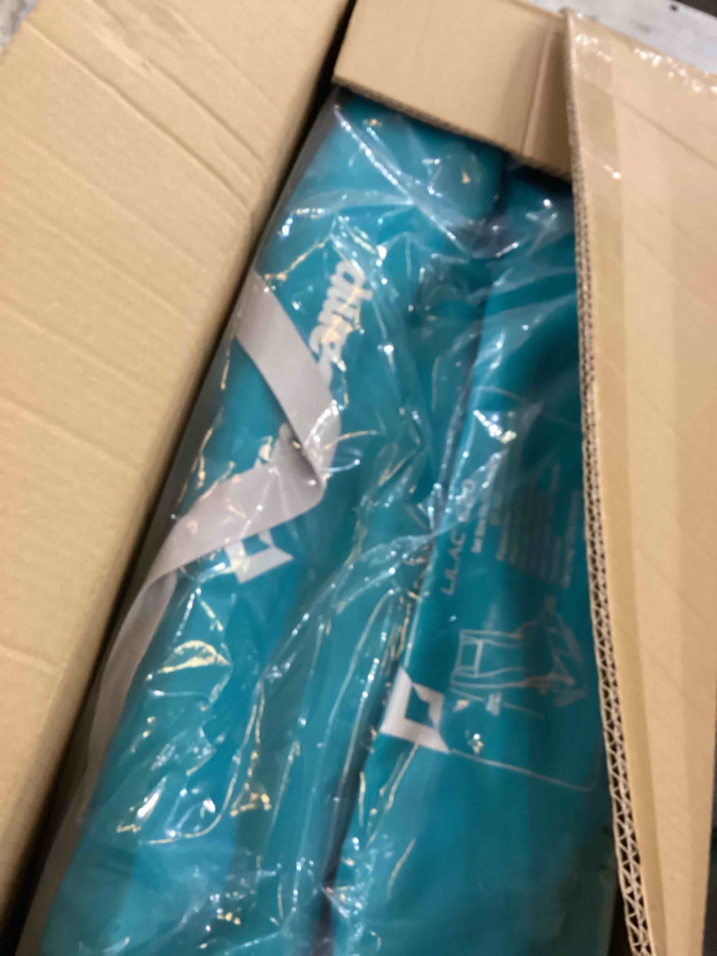 https://s3.amazonaws.com/lotting-images-prod/bidfta/PPE2538488_1752850629334.jpeg