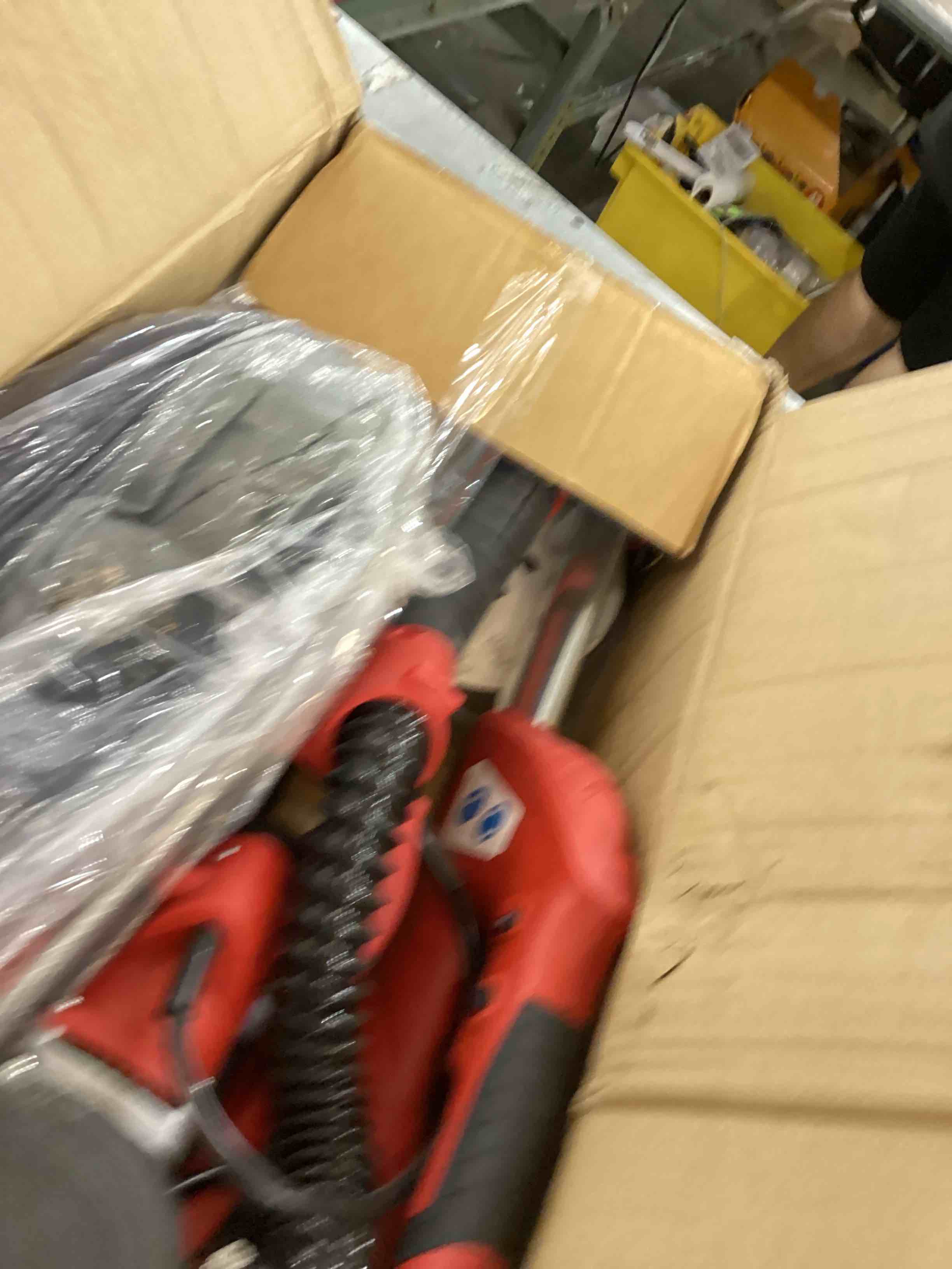 https://s3.amazonaws.com/lotting-images-prod/bidfta/PPE2538632_1752864095665.jpeg