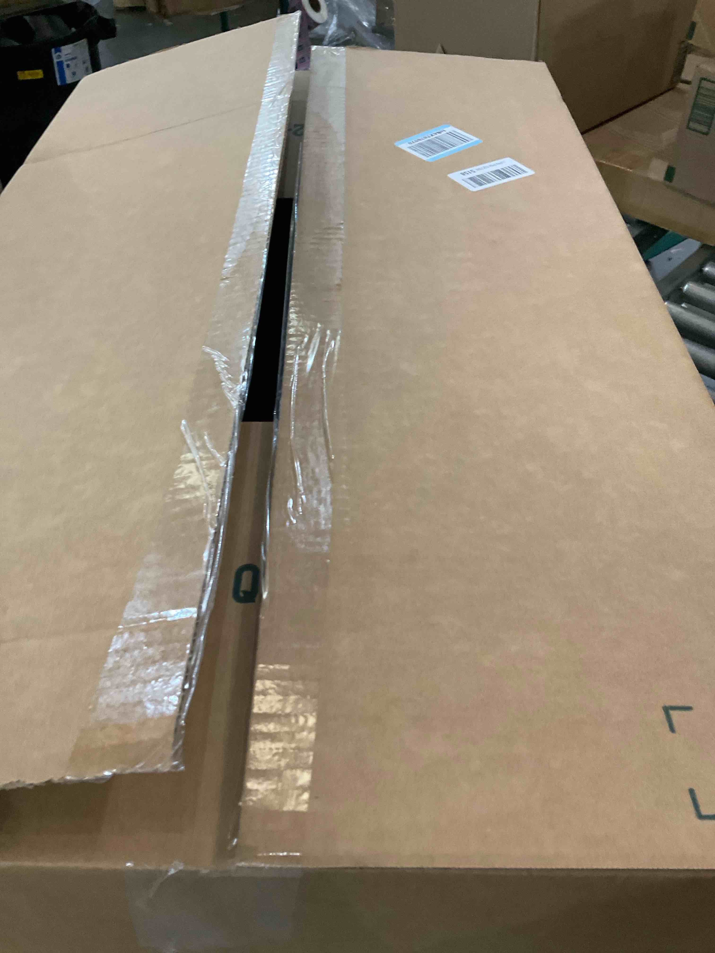 https://s3.amazonaws.com/lotting-images-prod/bidfta/PPE2539006_1751553341299.jpeg