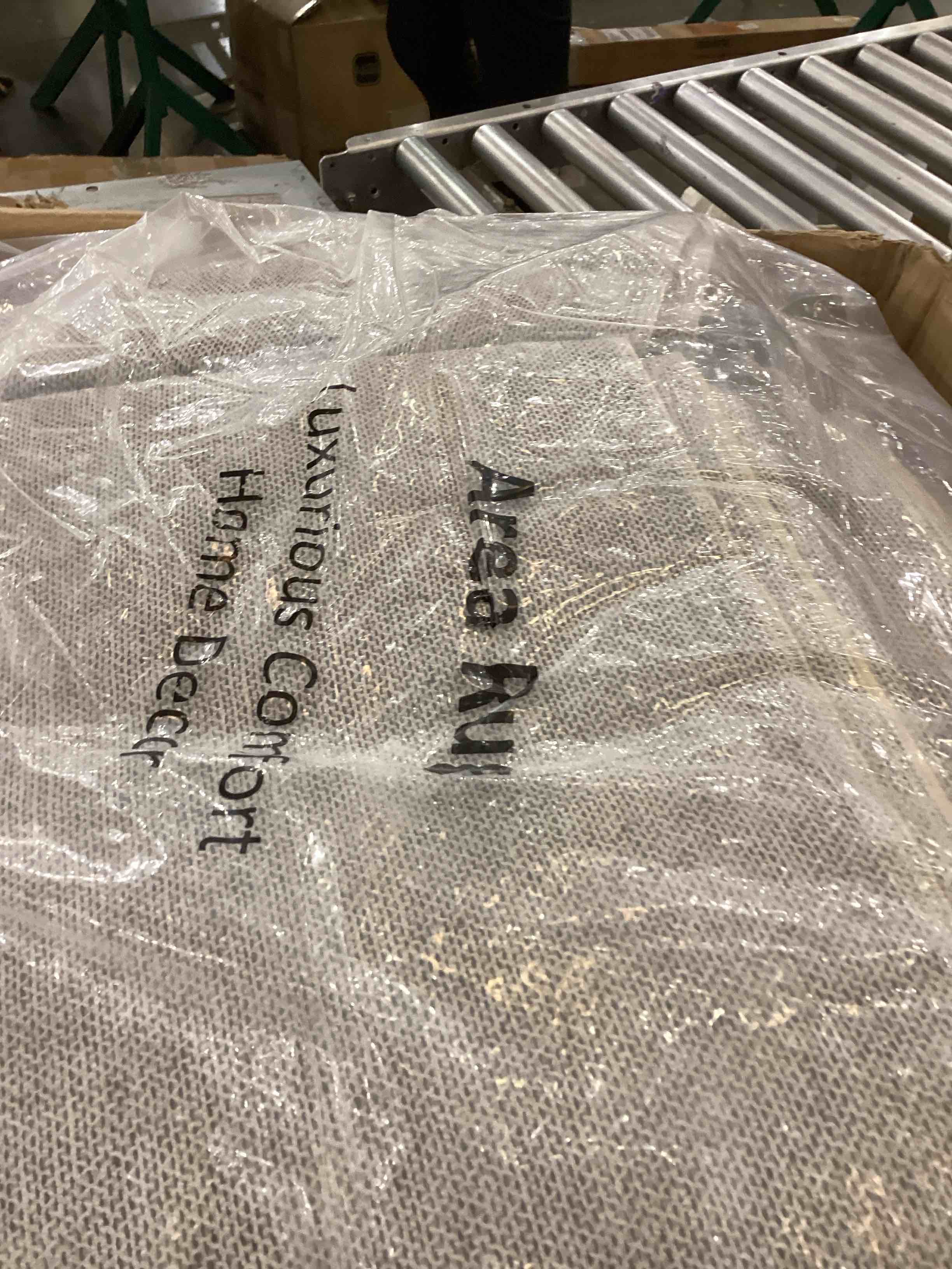 https://s3.amazonaws.com/lotting-images-prod/bidfta/PPE2539992_1752085799145.jpeg
