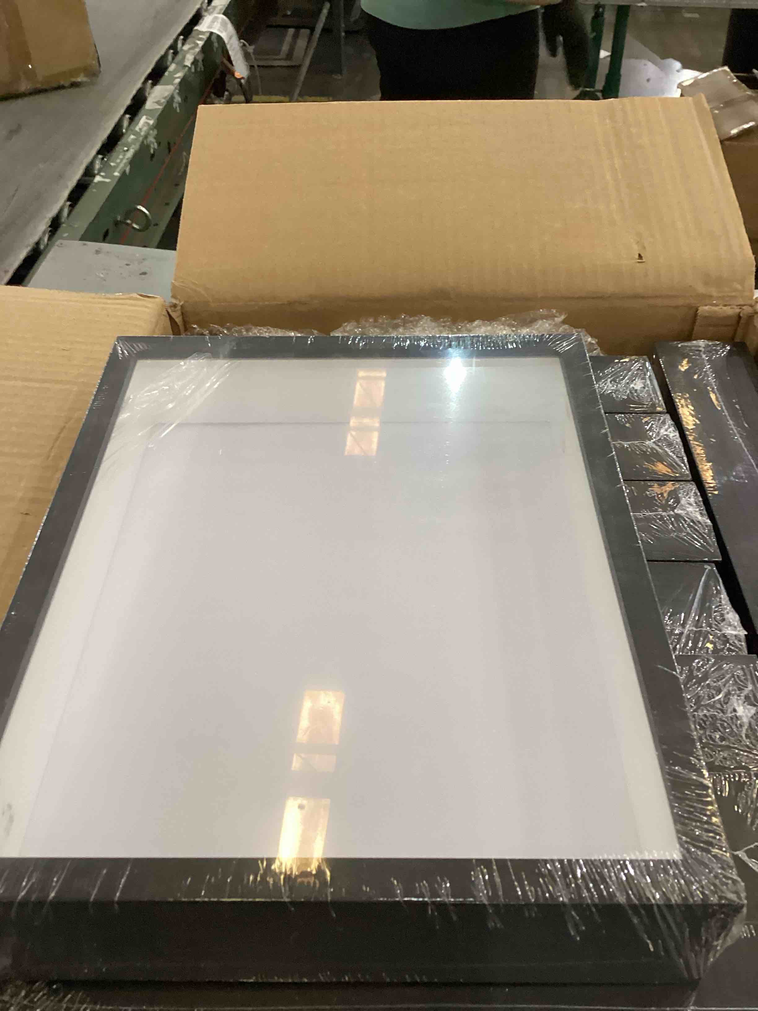 https://s3.amazonaws.com/lotting-images-prod/bidfta/PPE2540010_1752085928502.jpeg