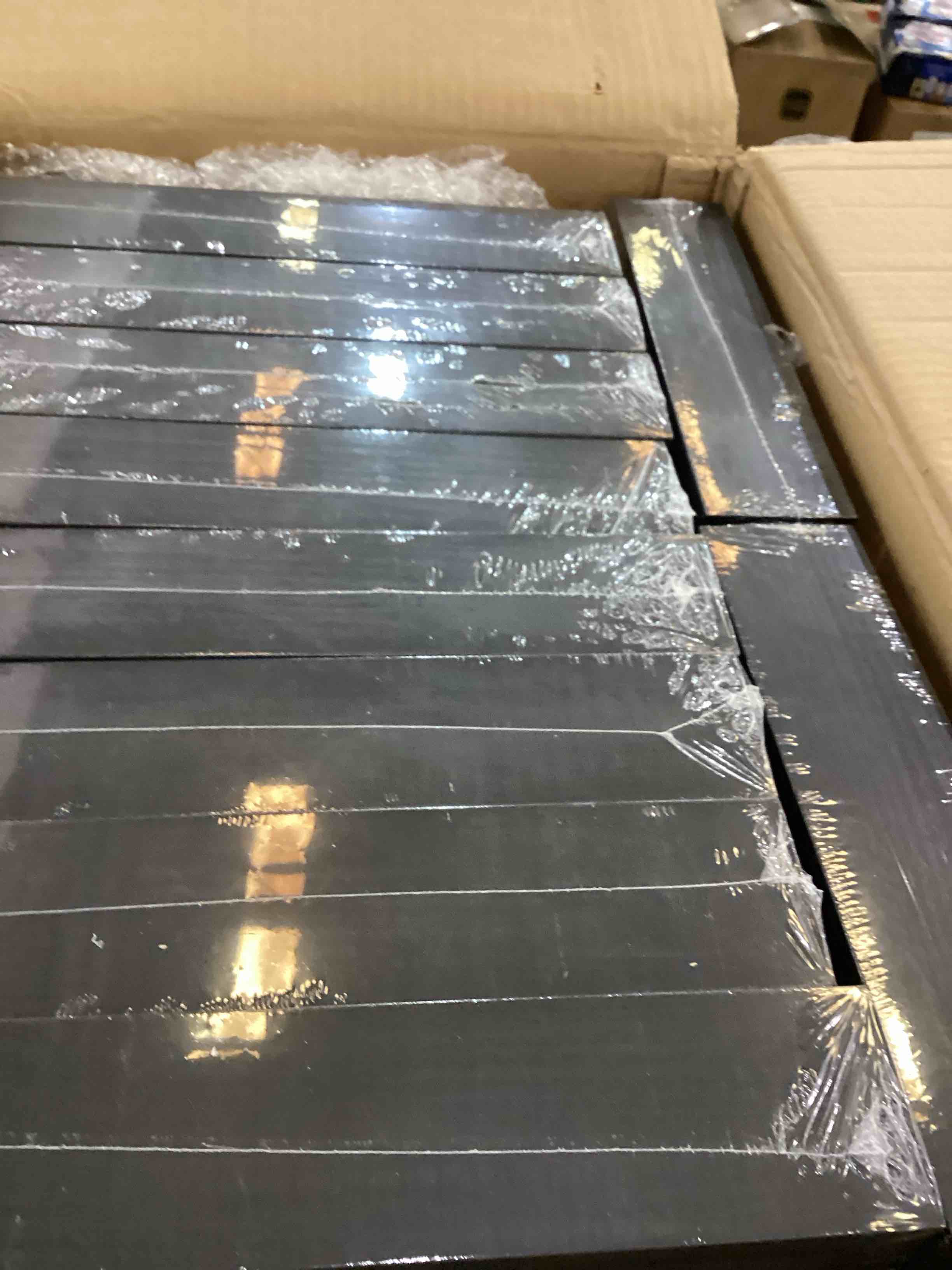 https://s3.amazonaws.com/lotting-images-prod/bidfta/PPE2540010_1752085935419.jpeg