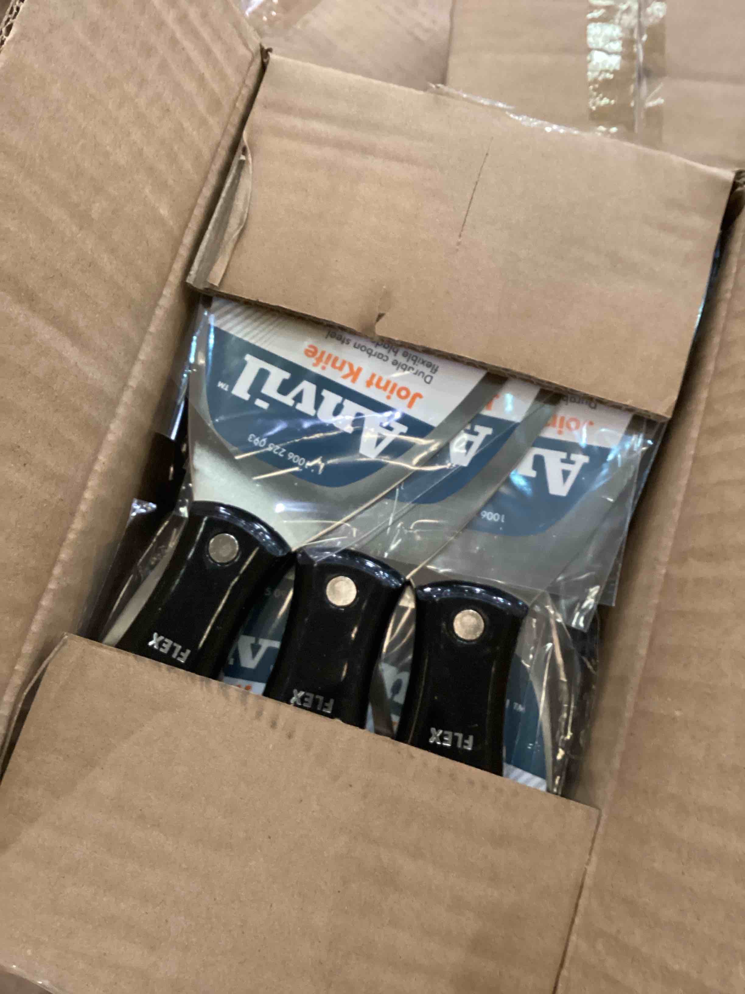 https://s3.amazonaws.com/lotting-images-prod/bidfta/PPE2540073_1752674610955.jpeg