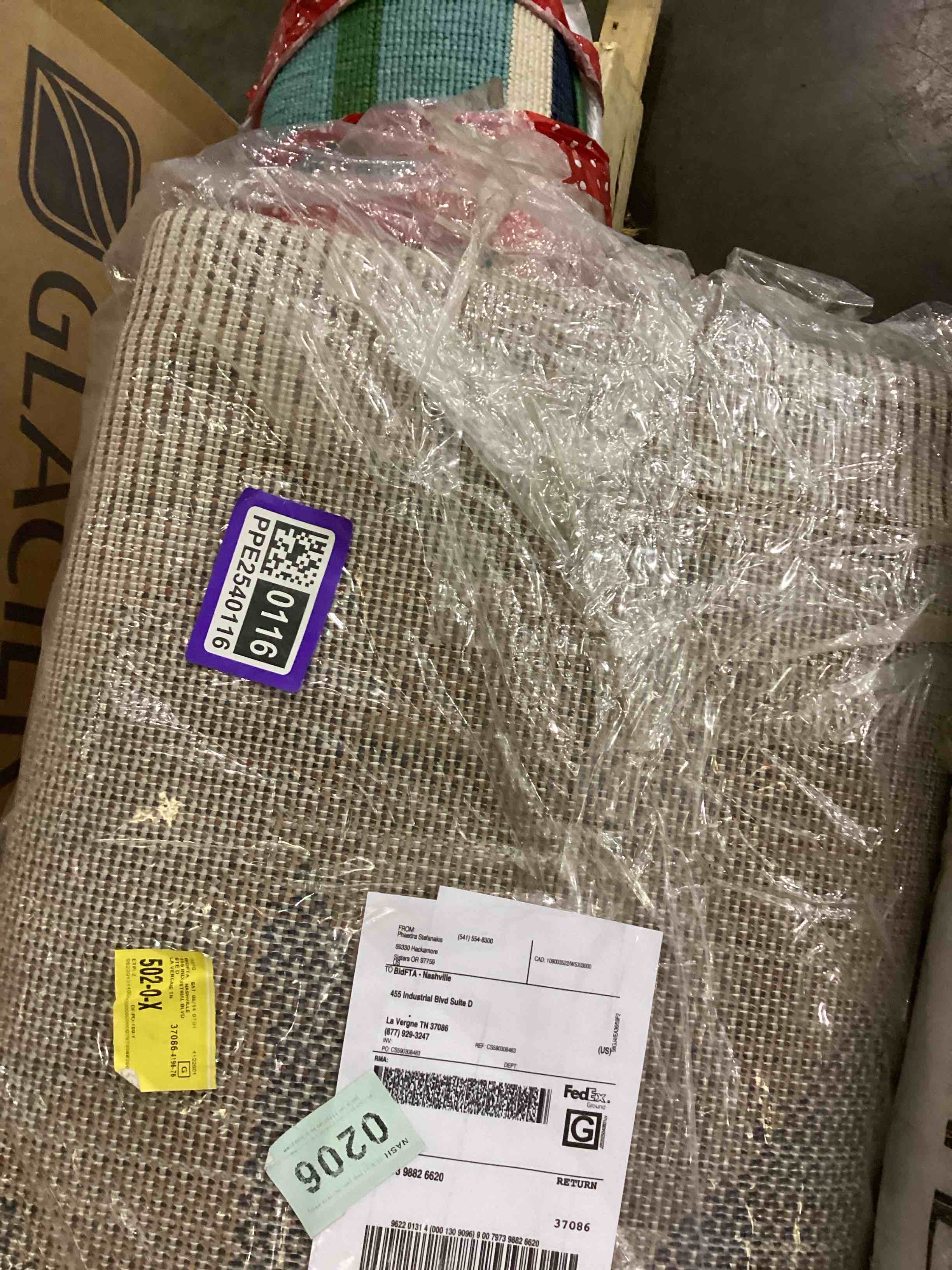https://s3.amazonaws.com/lotting-images-prod/bidfta/PPE2540116_1752686316523.jpeg
