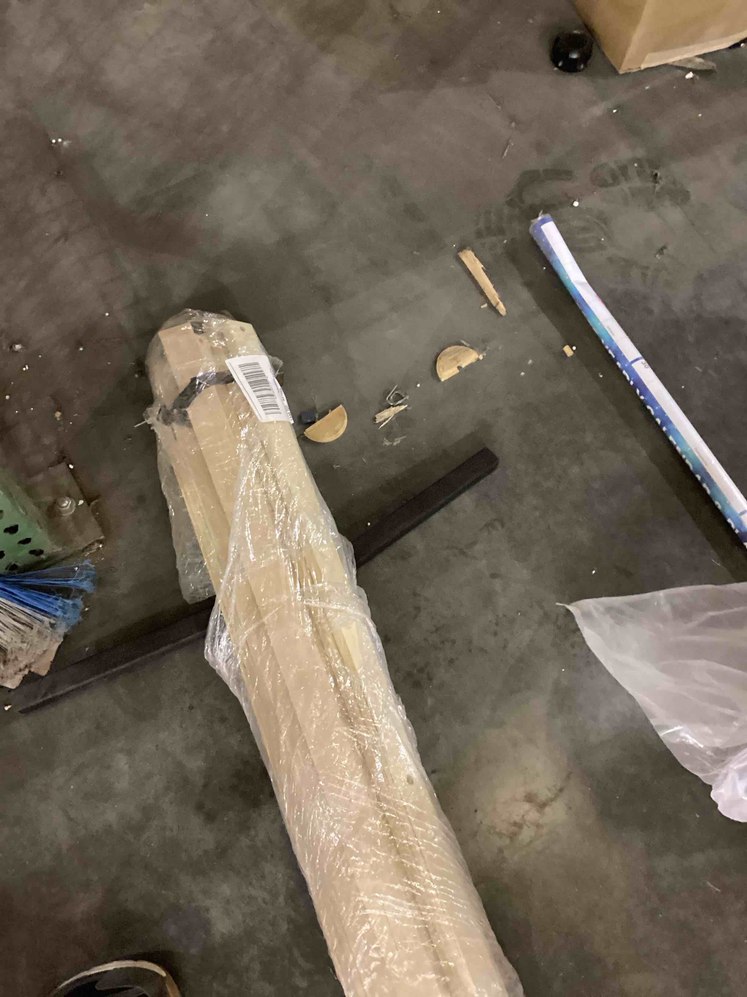 https://s3.amazonaws.com/lotting-images-prod/bidfta/PPE2540160_1752755474176.jpeg