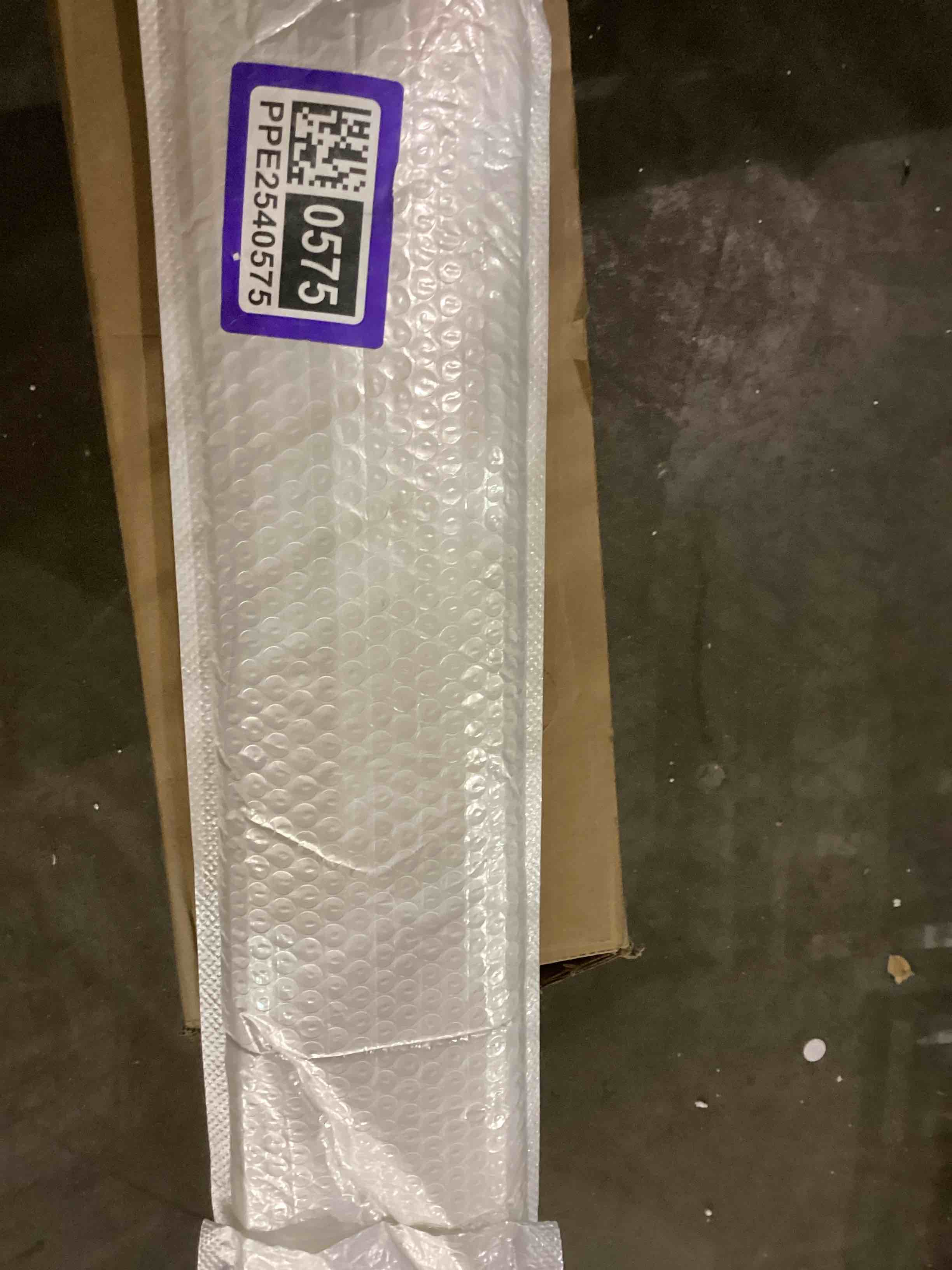 https://s3.amazonaws.com/lotting-images-prod/bidfta/PPE2540575_1755256406630.jpeg