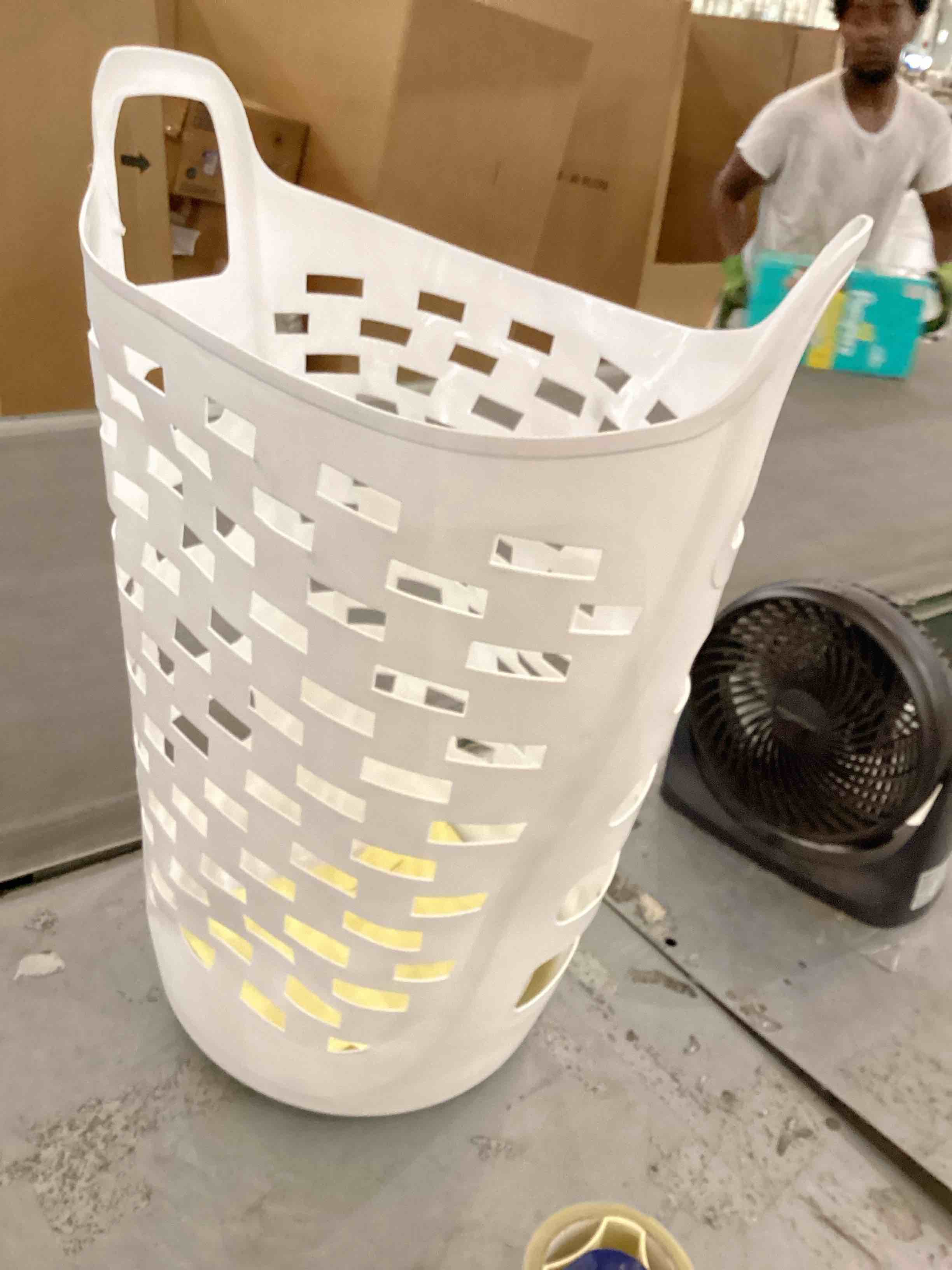 laundry hamper