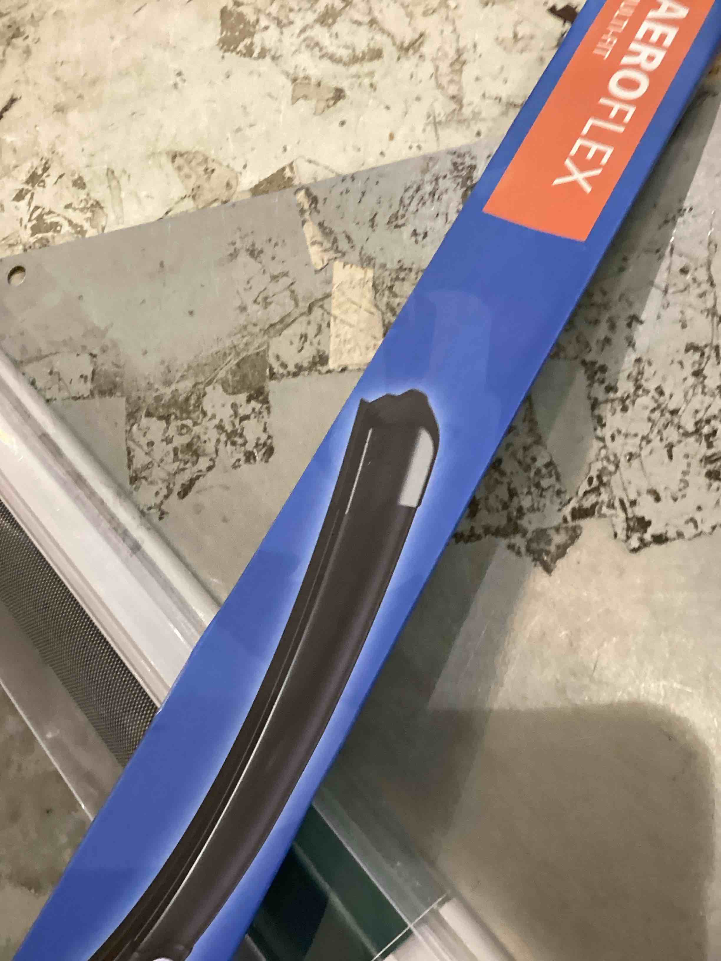 https://s3.amazonaws.com/lotting-images-prod/bidfta/PPE2541552_1753378843348.jpeg