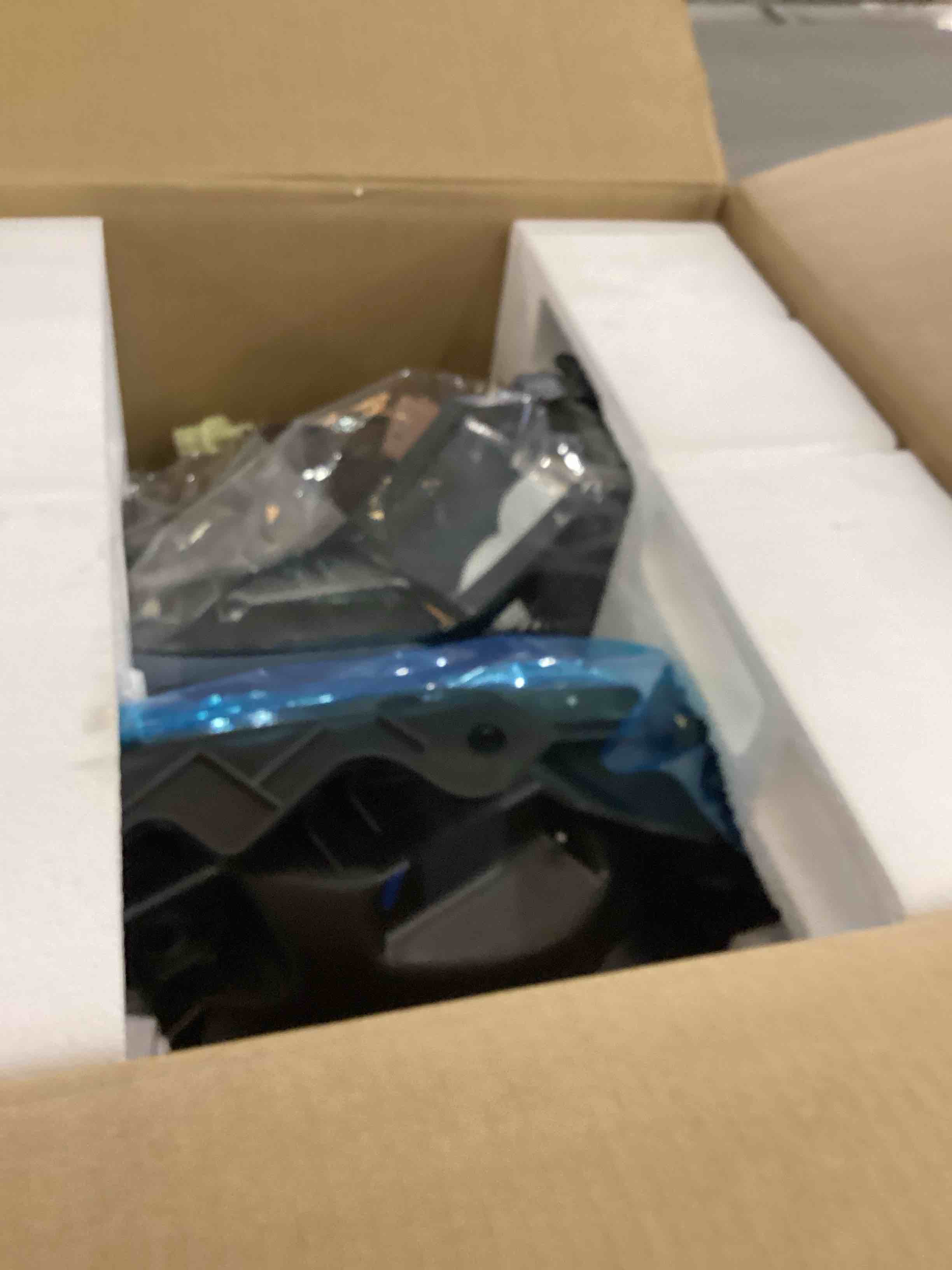 https://s3.amazonaws.com/lotting-images-prod/bidfta/PPE2541618_1753381077432.jpeg