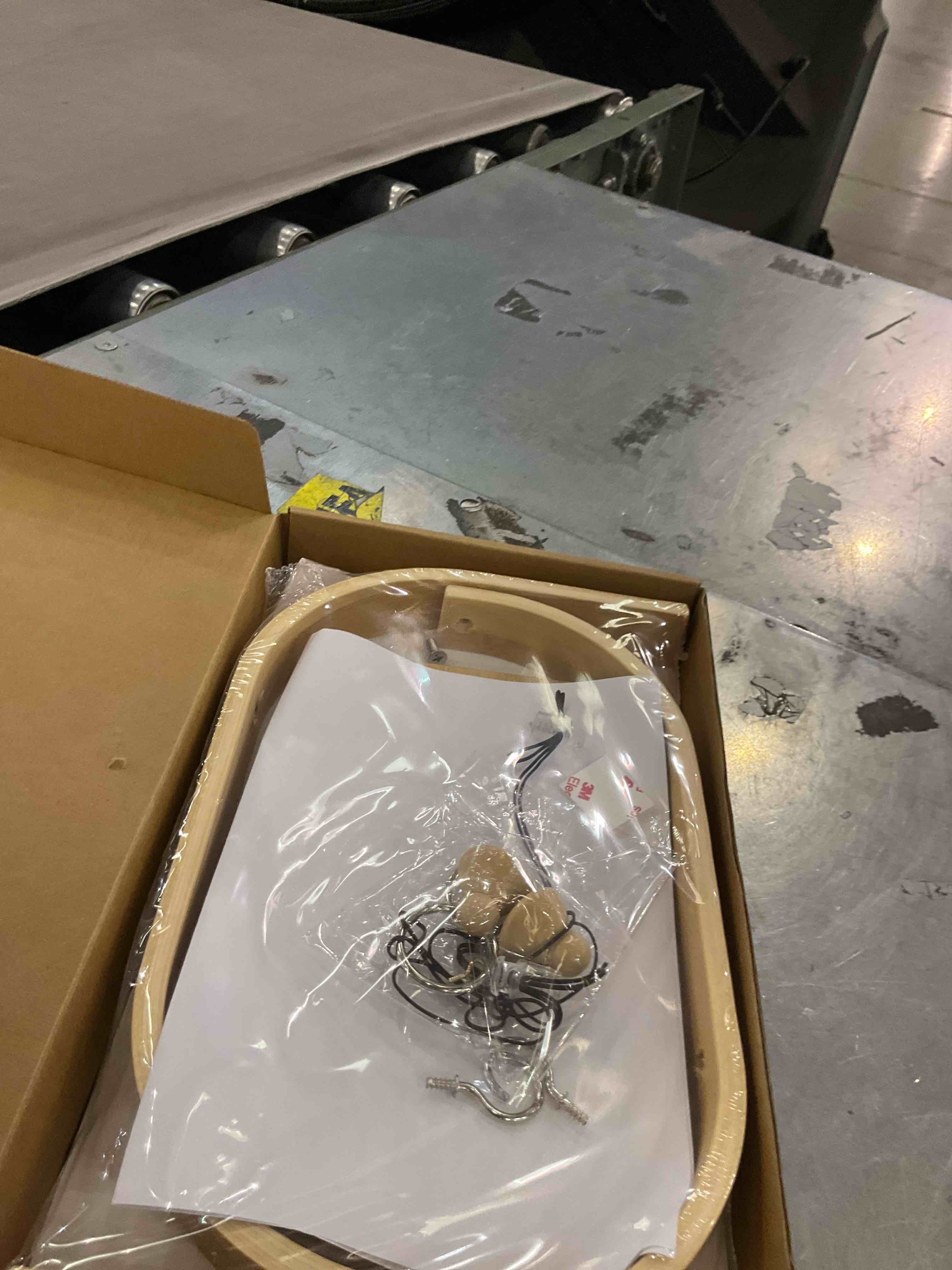https://s3.amazonaws.com/lotting-images-prod/bidfta/PPE2542021_1751906875690.jpeg
