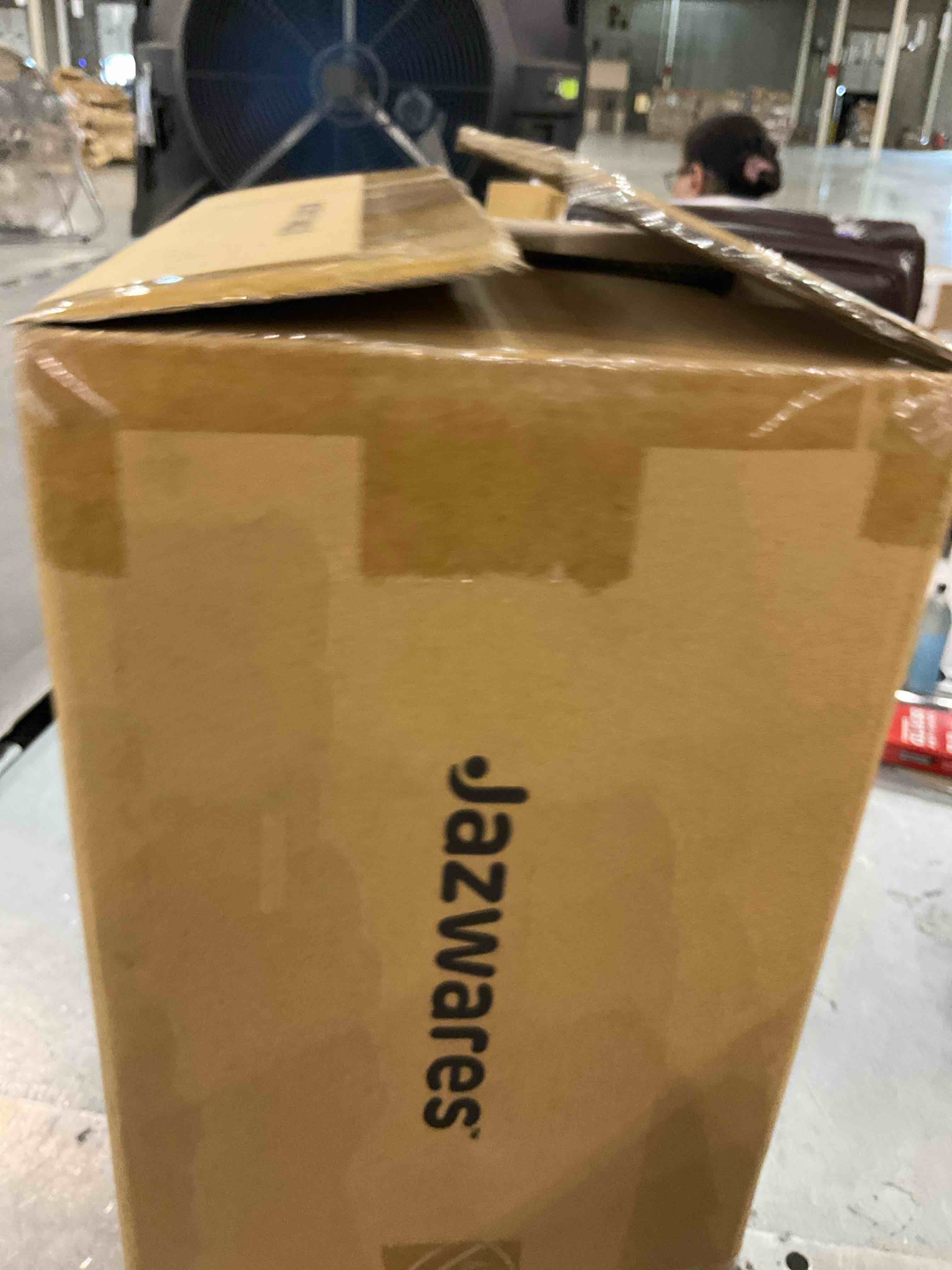 https://s3.amazonaws.com/lotting-images-prod/bidfta/PPE2542114_1751909182143.jpeg