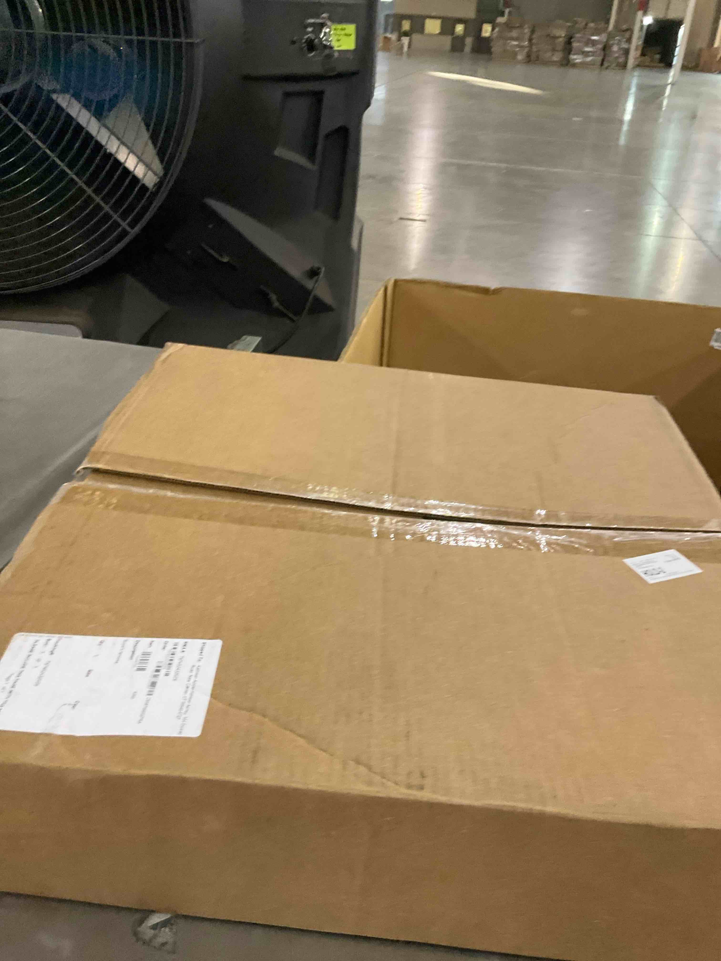 https://s3.amazonaws.com/lotting-images-prod/bidfta/PPE2542214_1751974450188.jpeg