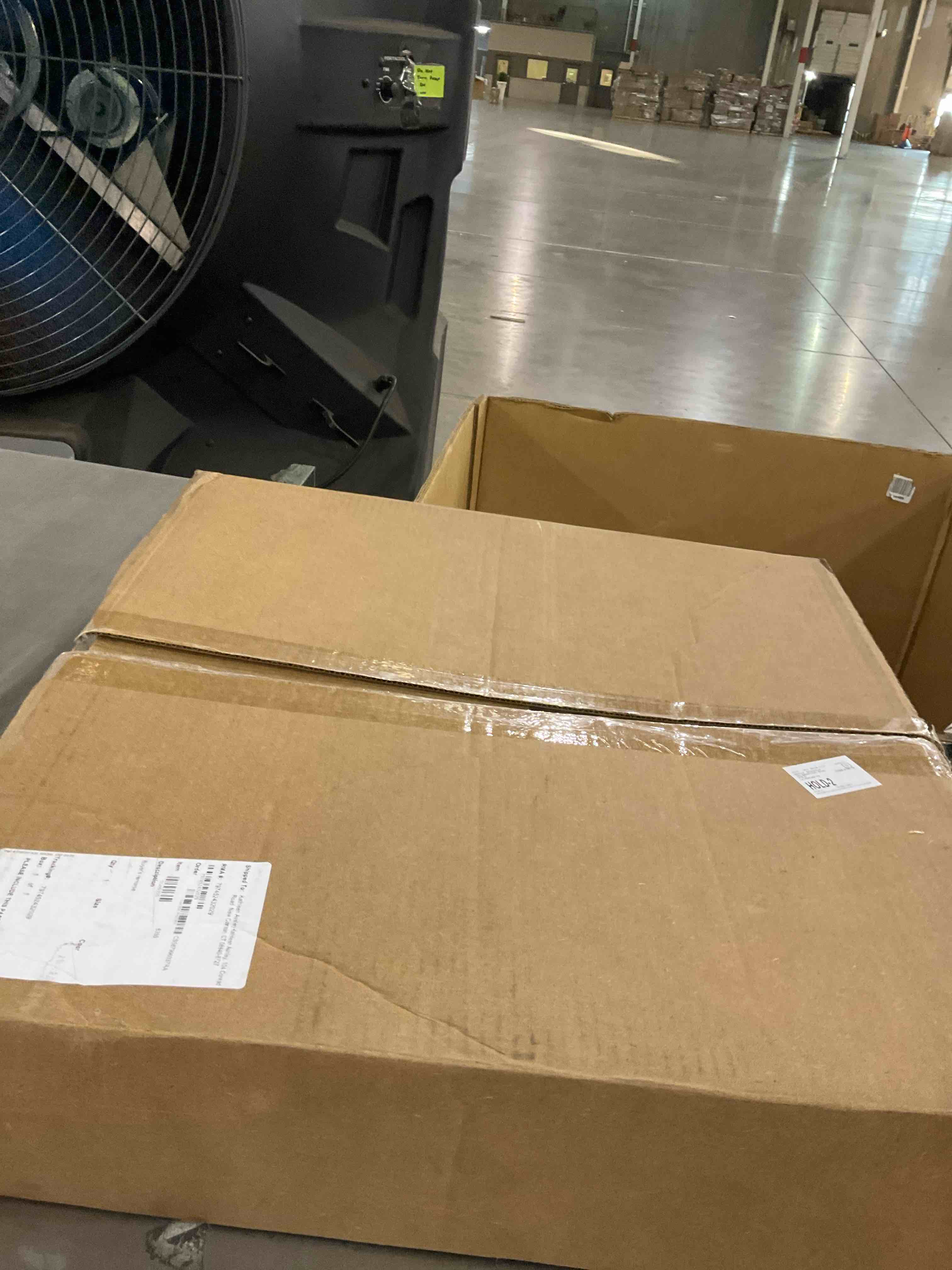 https://s3.amazonaws.com/lotting-images-prod/bidfta/PPE2542214_1751974451464.jpeg