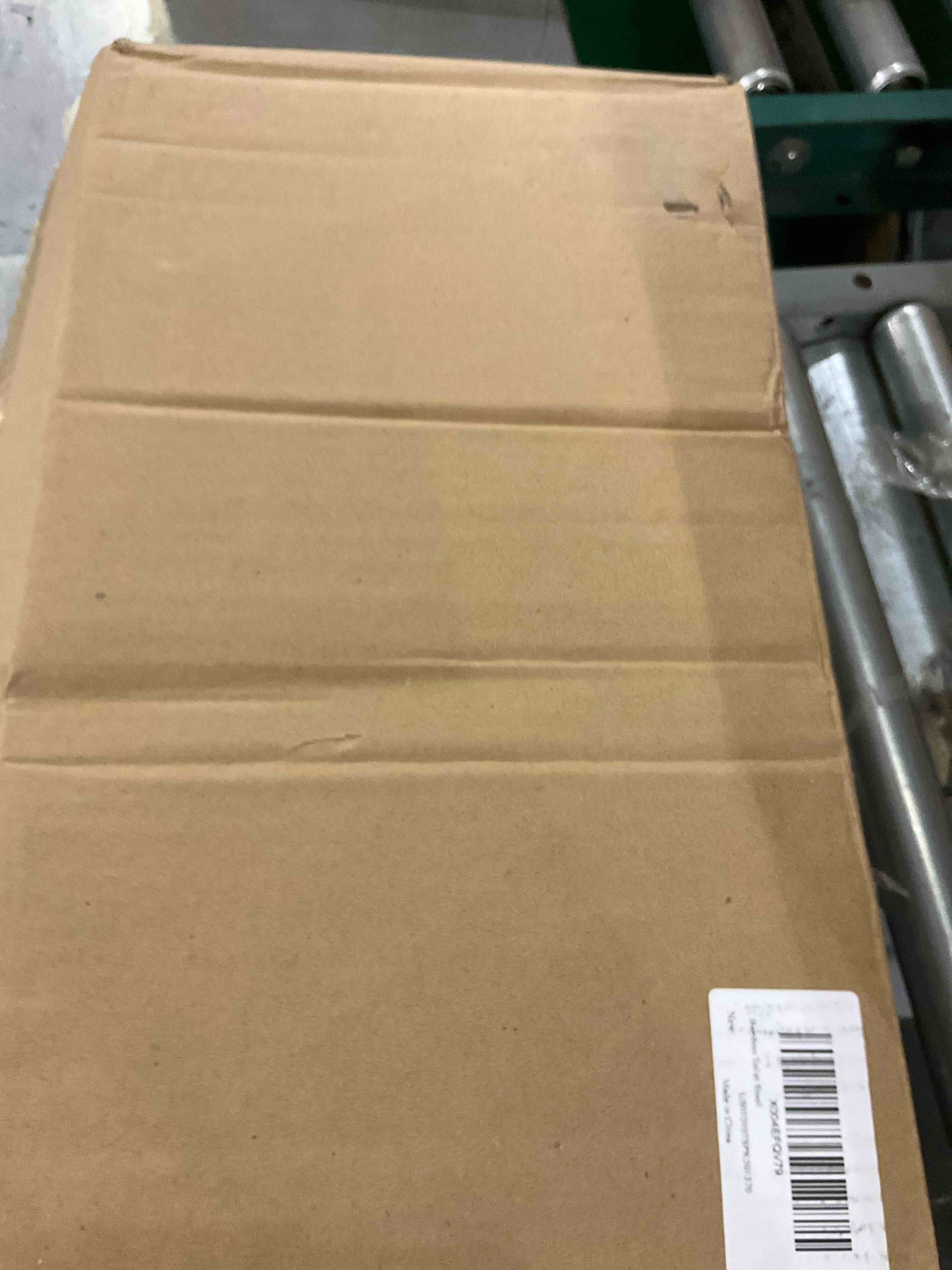 https://s3.amazonaws.com/lotting-images-prod/bidfta/PPE2542242_1751976539298.jpeg