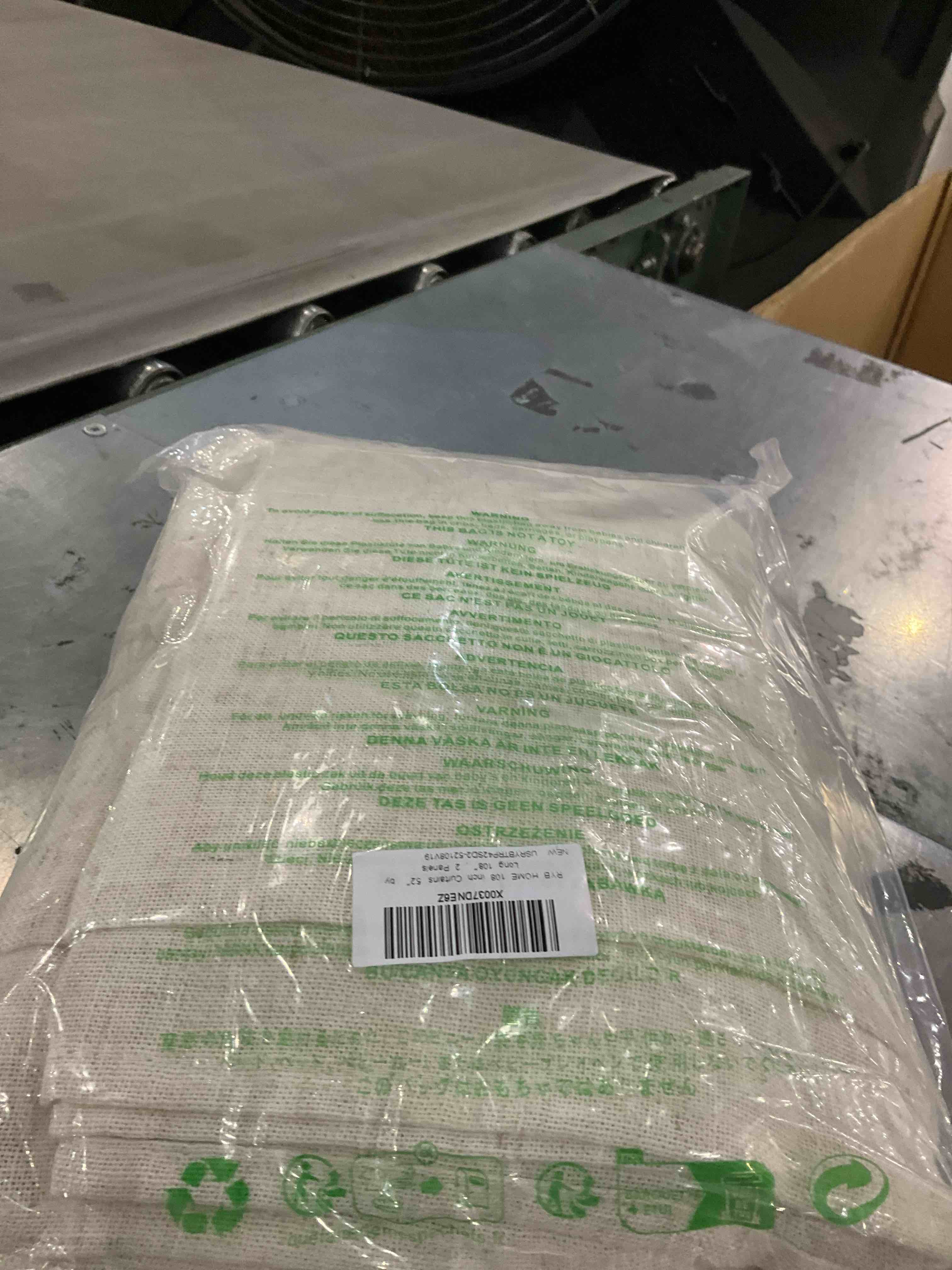 https://s3.amazonaws.com/lotting-images-prod/bidfta/PPE2542279_1752063816455.jpeg