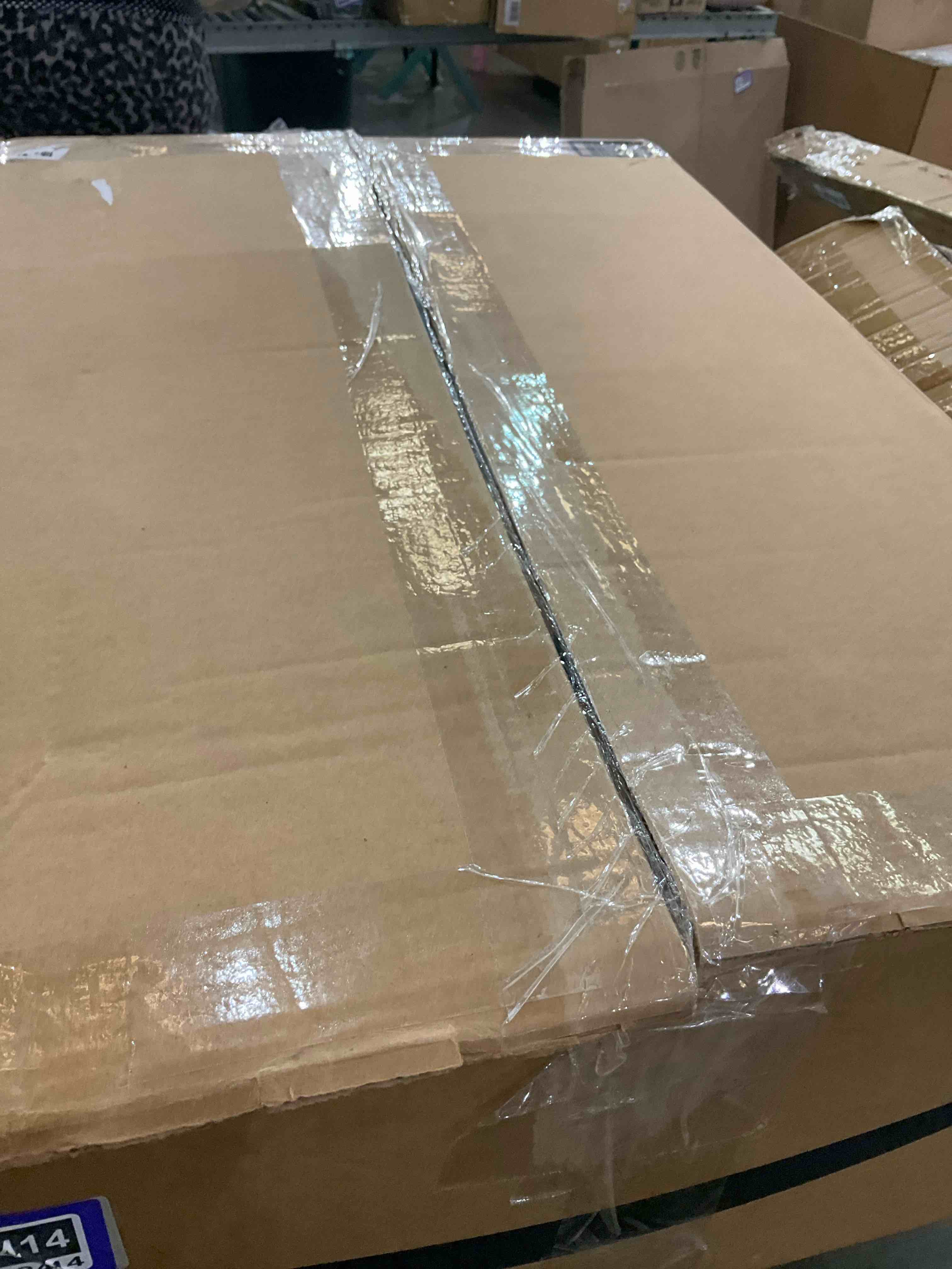 https://s3.amazonaws.com/lotting-images-prod/bidfta/PPE2542414_1751983769857.jpeg