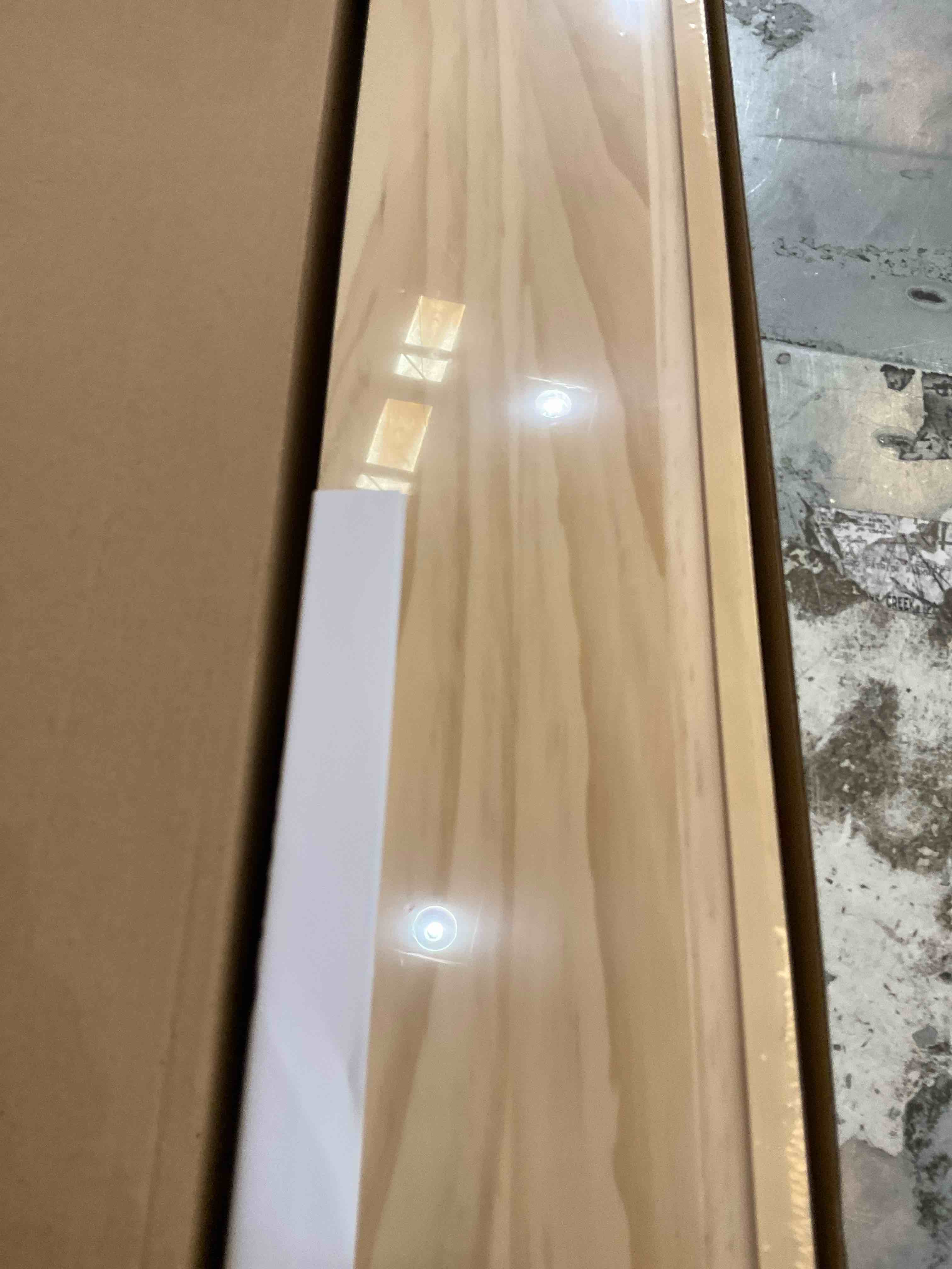 https://s3.amazonaws.com/lotting-images-prod/bidfta/PPE2542641_1751993502890.jpeg
