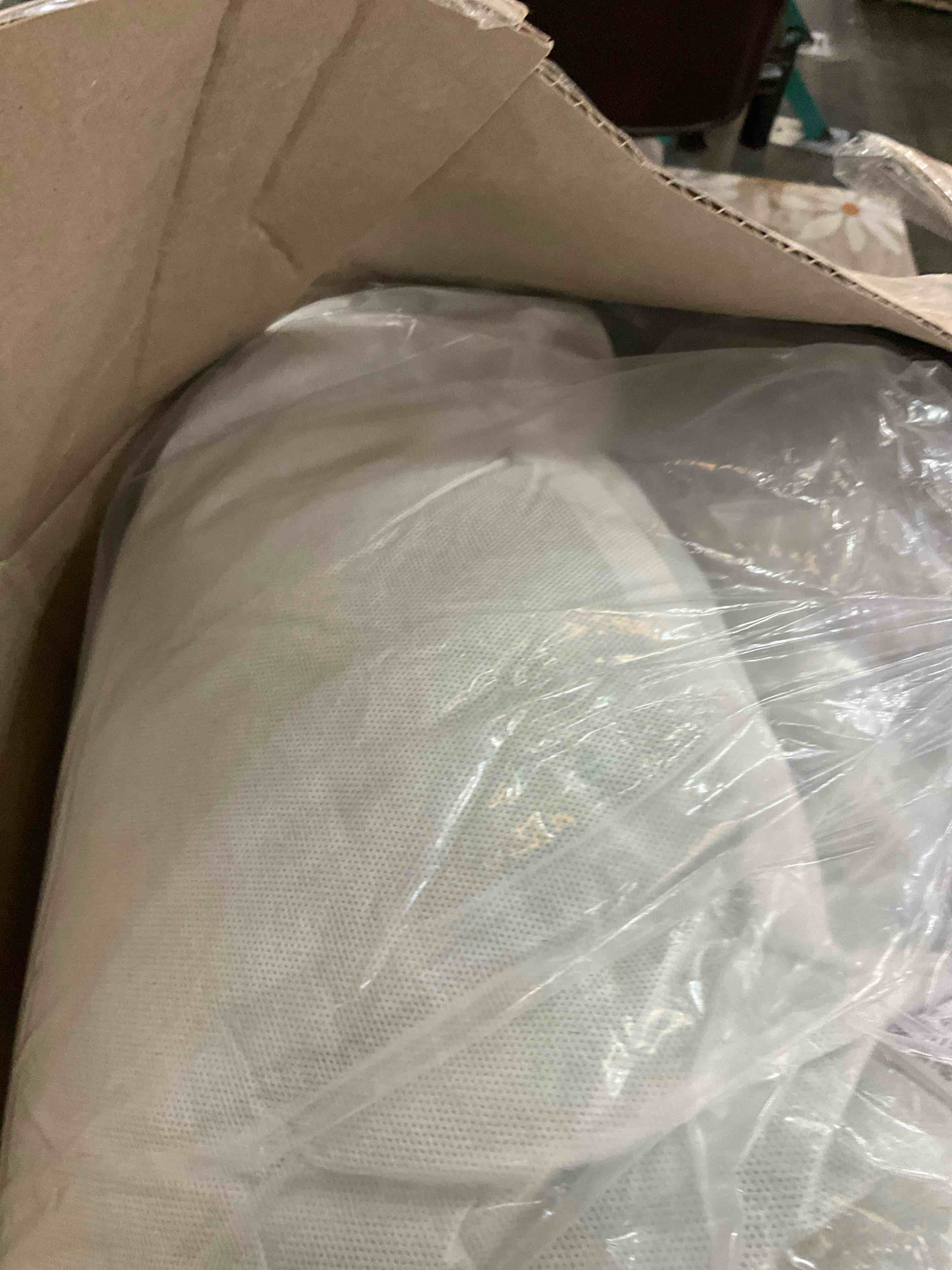 https://s3.amazonaws.com/lotting-images-prod/bidfta/PPE2542653_1751994798358.jpeg
