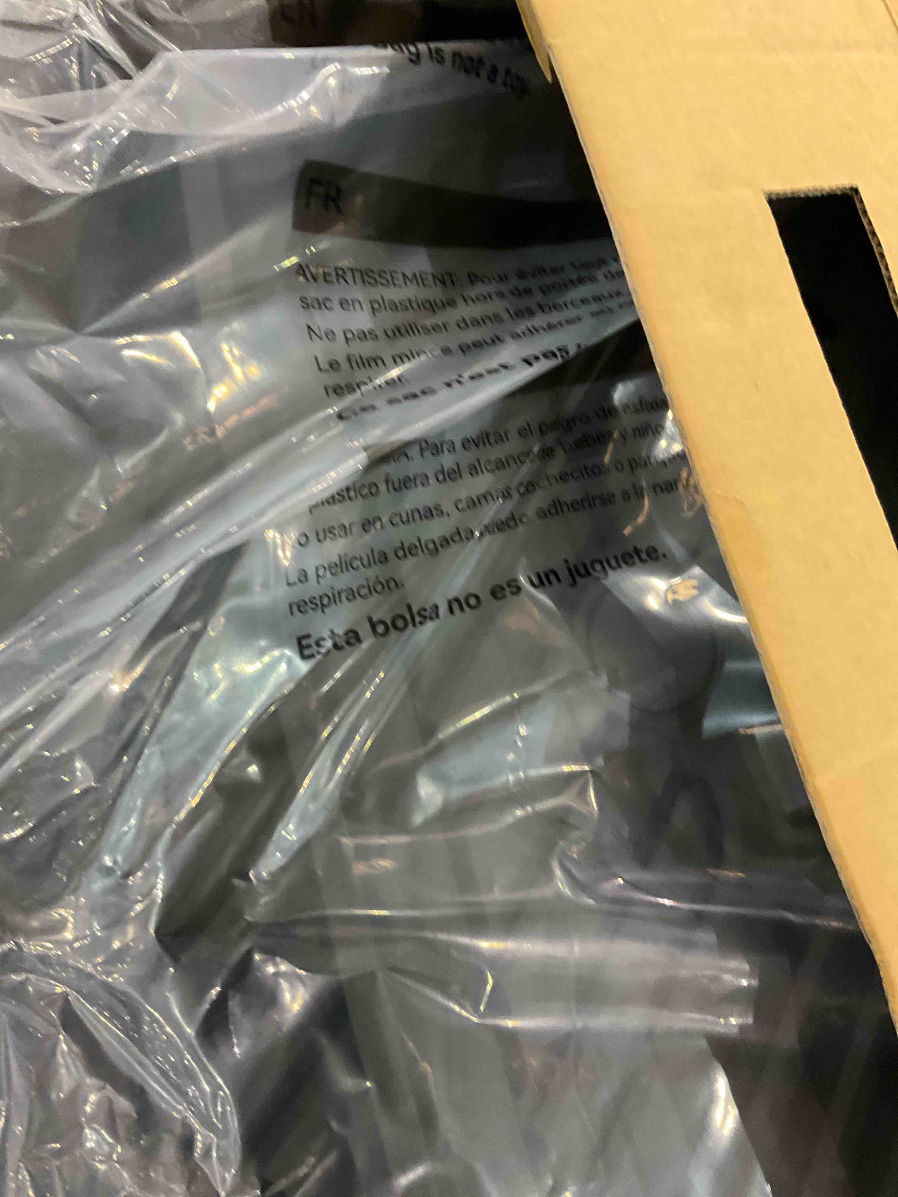 https://s3.amazonaws.com/lotting-images-prod/bidfta/PPE2542939_1752062512815.jpeg