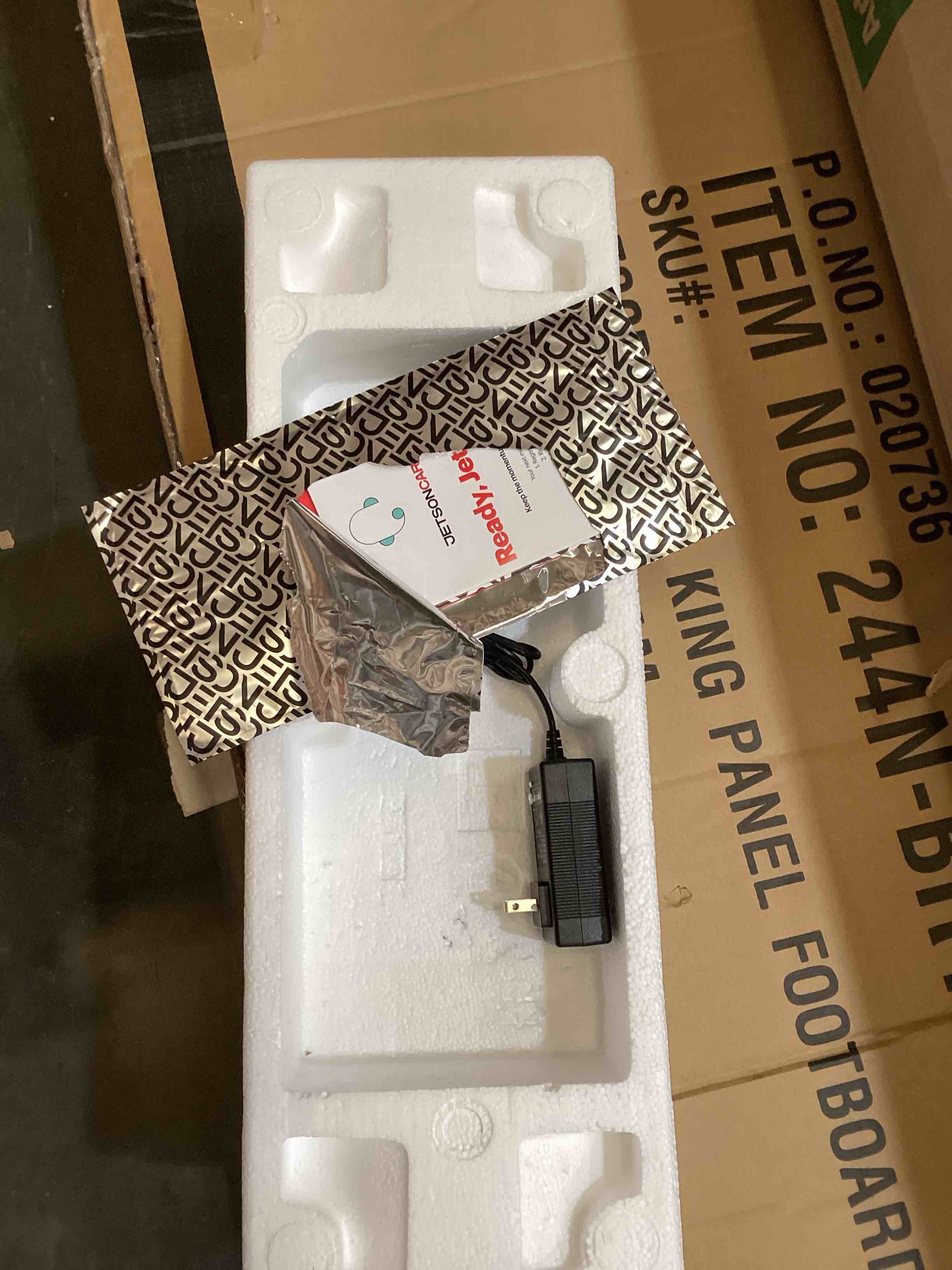 https://s3.amazonaws.com/lotting-images-prod/bidfta/PPE2543093_1755185876491.jpeg