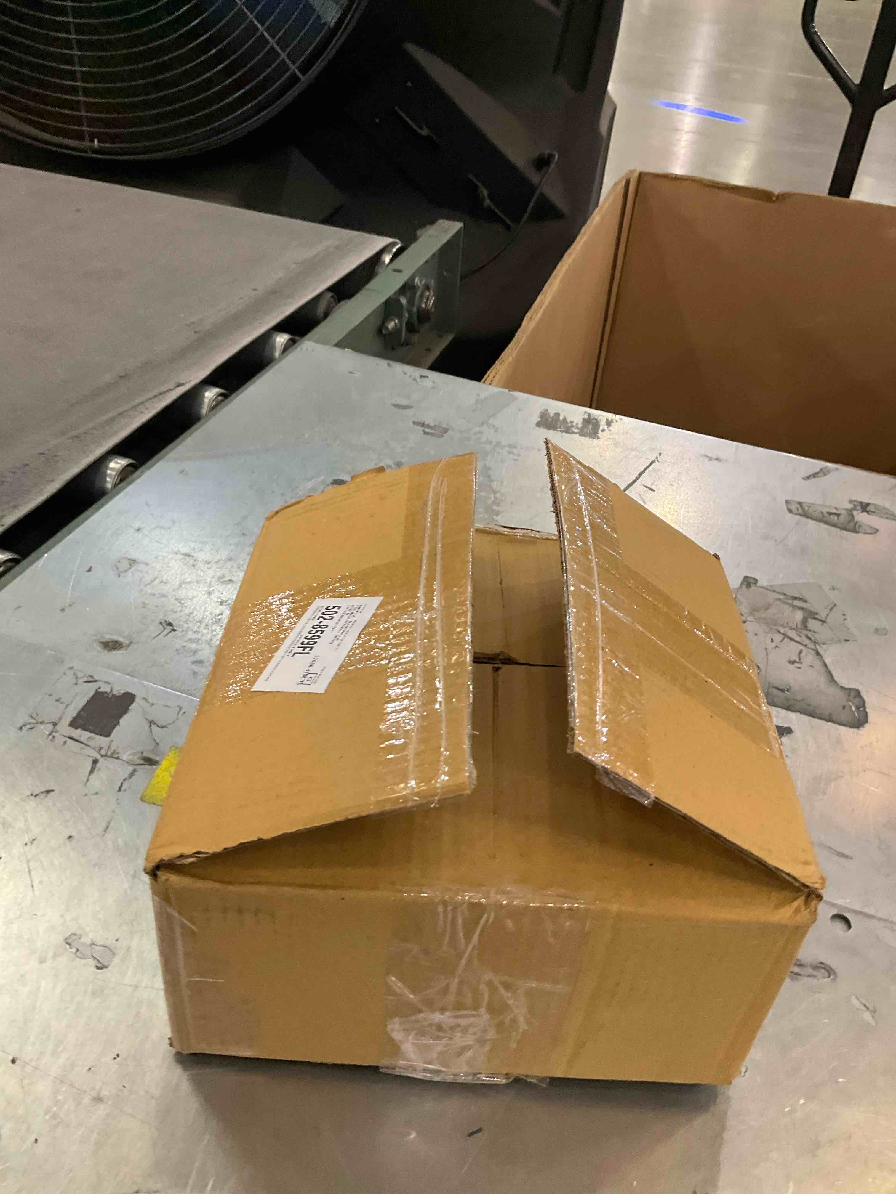 https://s3.amazonaws.com/lotting-images-prod/bidfta/PPE2543177_1752073814550.jpeg