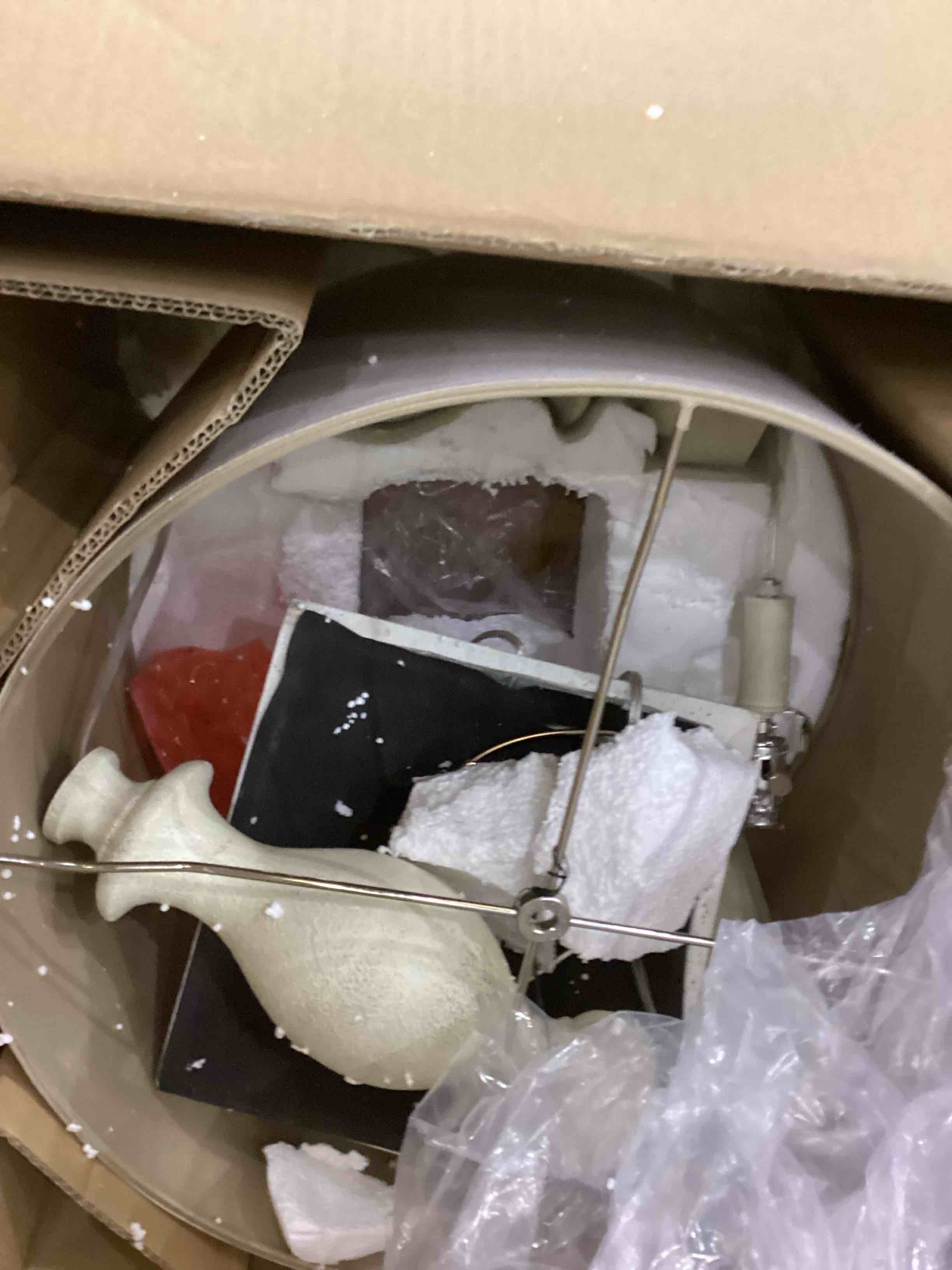 https://s3.amazonaws.com/lotting-images-prod/bidfta/PPE2543254_1752080860188.jpeg