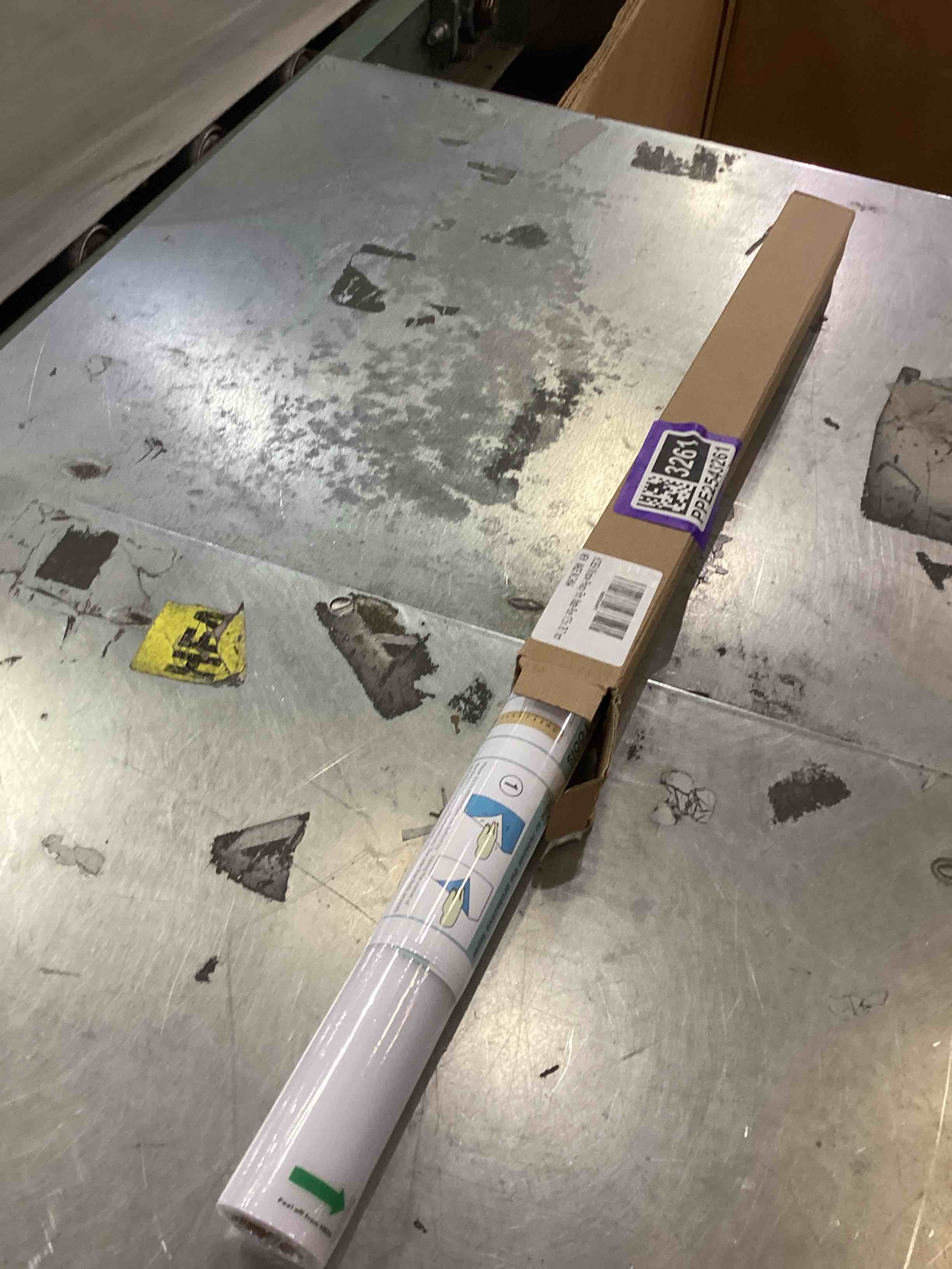 https://s3.amazonaws.com/lotting-images-prod/bidfta/PPE2543261_1752082858547.jpeg